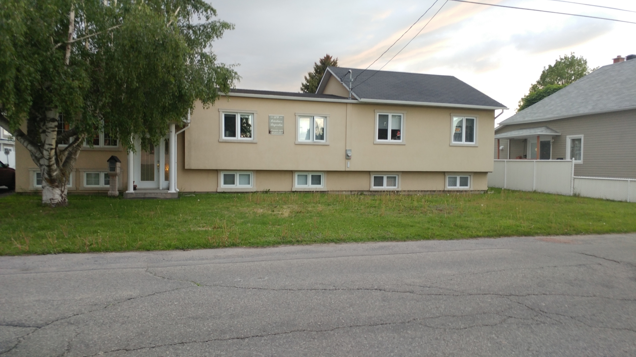 Résidence Desjardins Opening Hours 579 rue des Pionniers, Salaberry