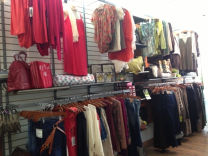 Boutique L'Enfantillon-Maternité - Children's Clothing Stores
