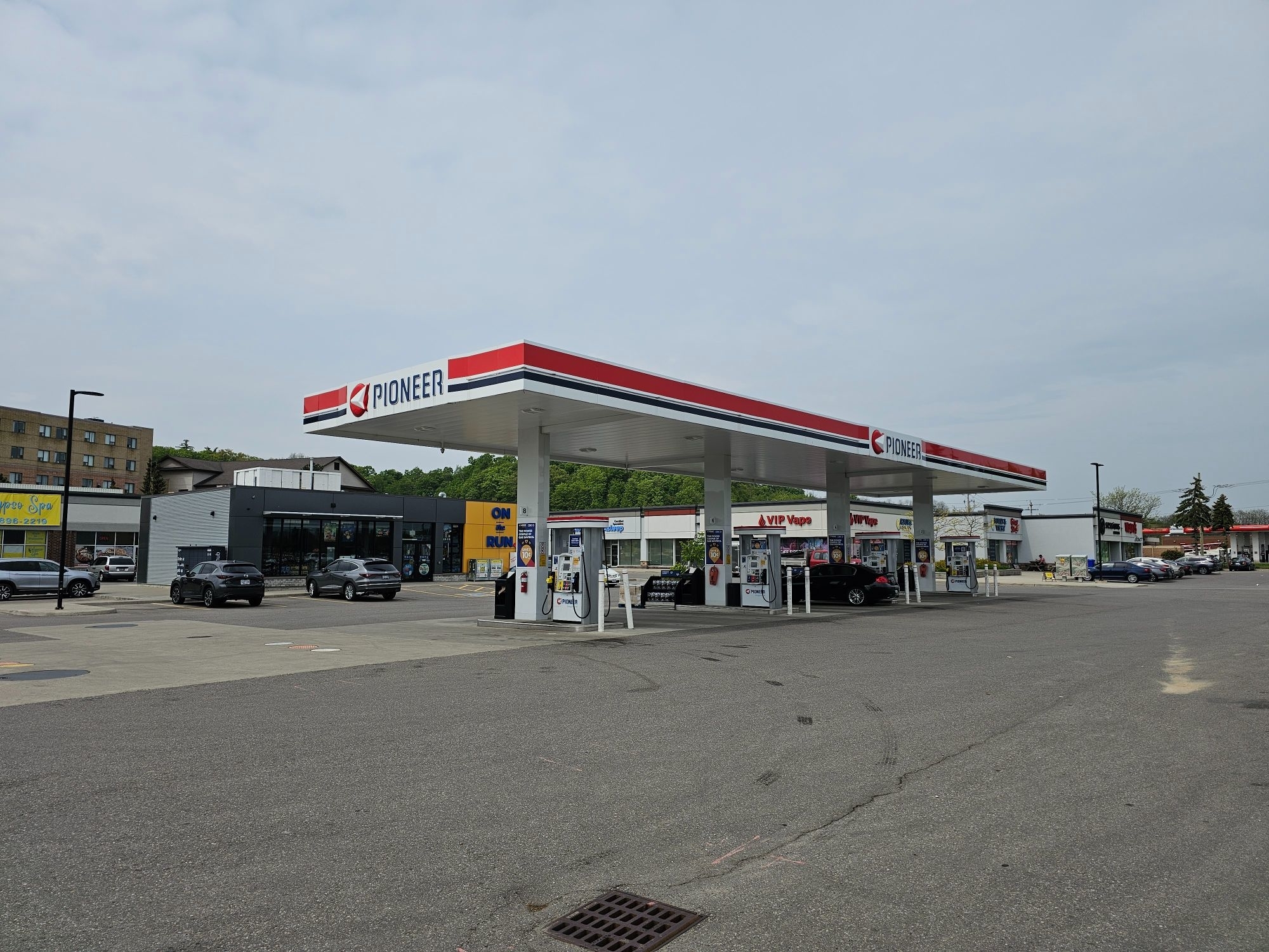 pioneer - gas station - Gas Stations