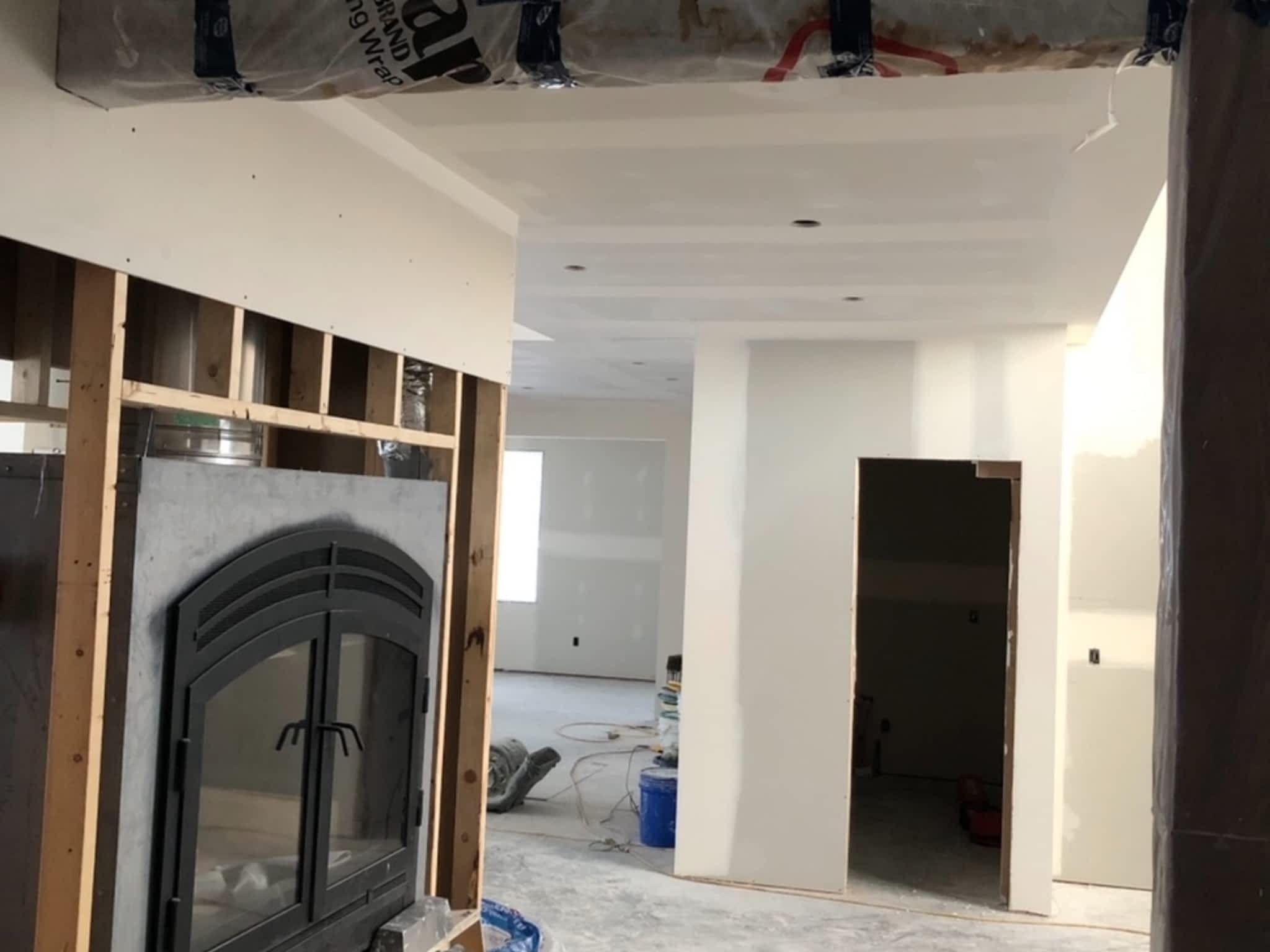 photo Radius Contracting Inc