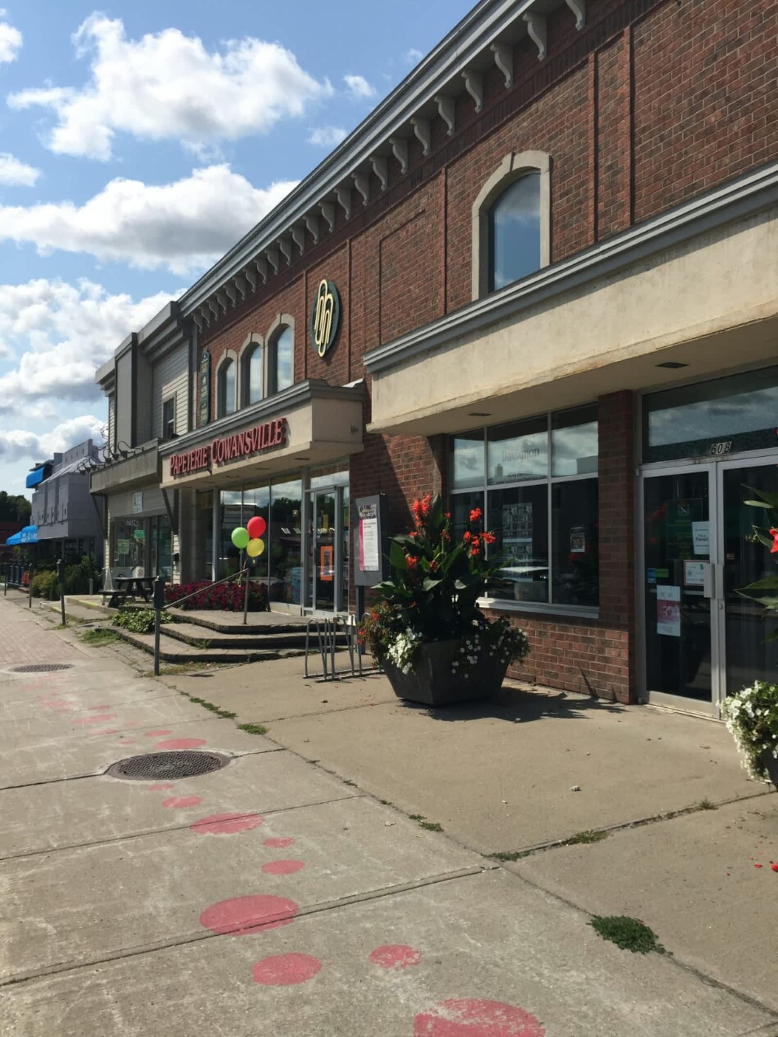 Papeterie Cowansville Inc 702 rue du Sud, Cowansville, QC