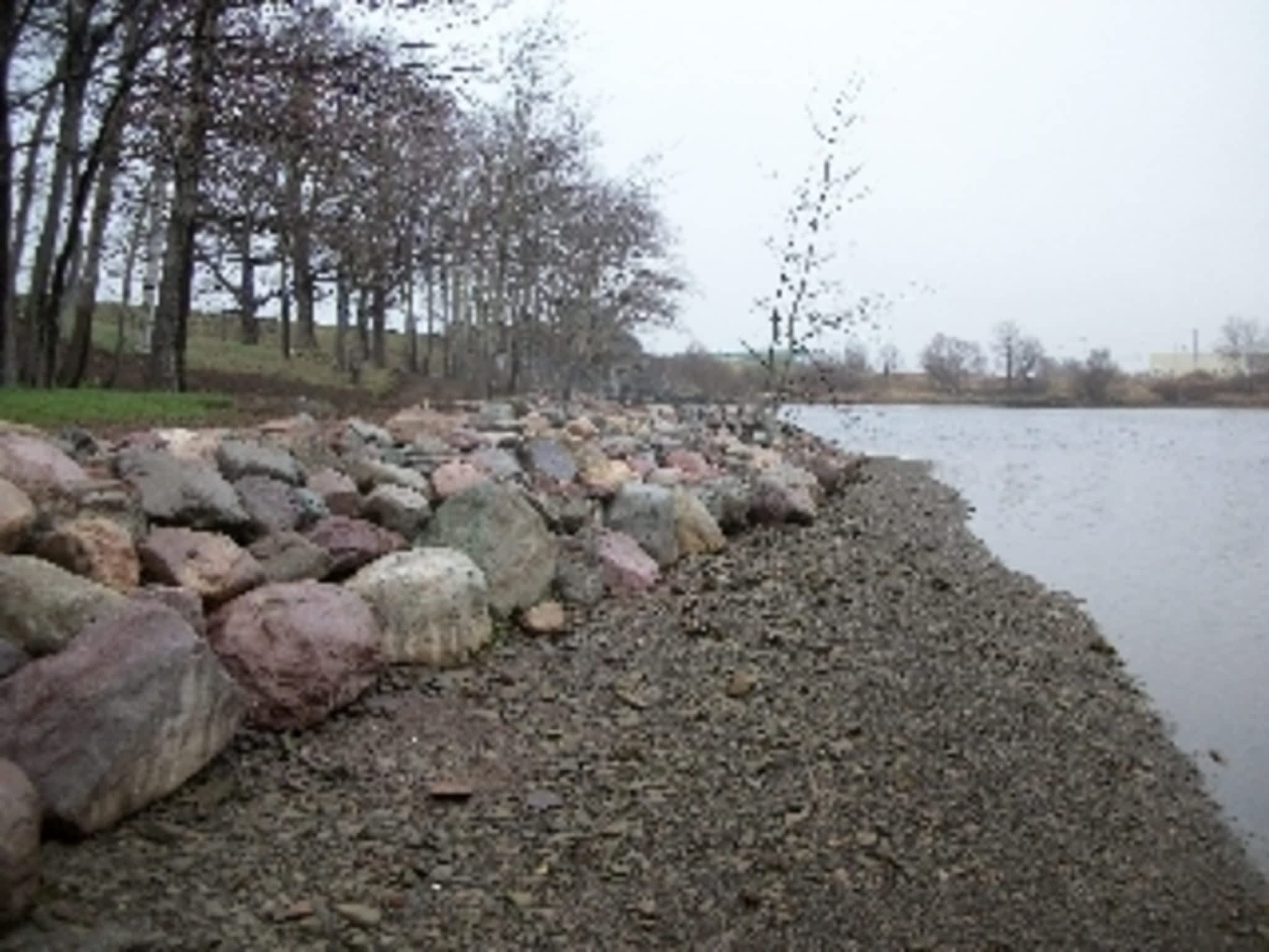 photo MacDonald Andrew Landscaping & Tree Service Ltd