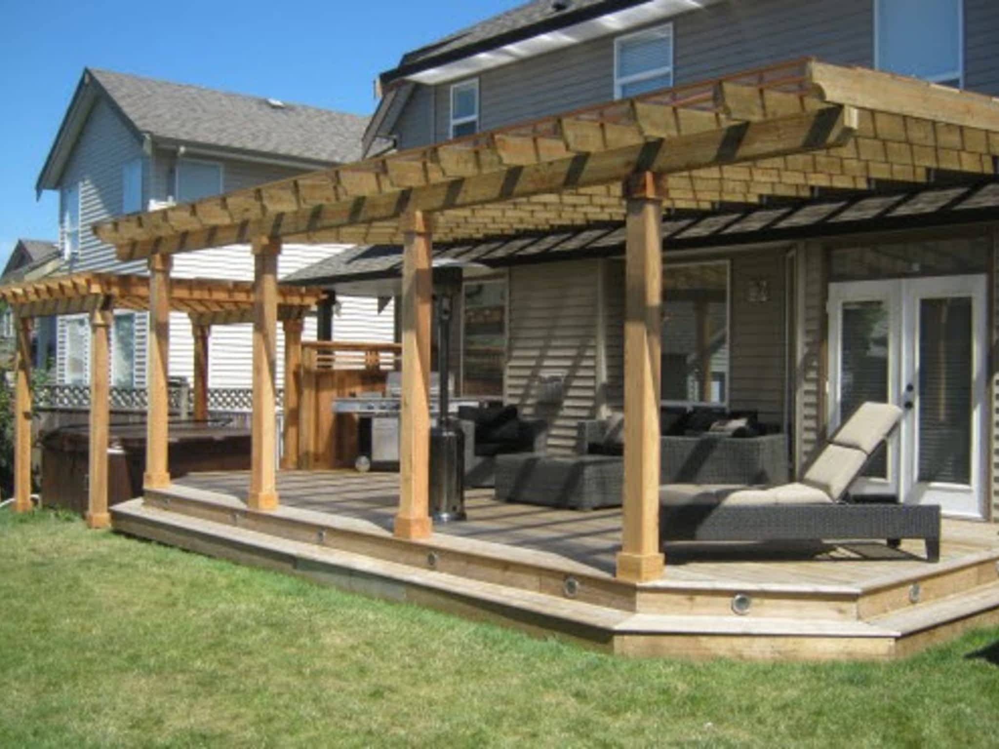 photo Quality Custom Cedar Fencing