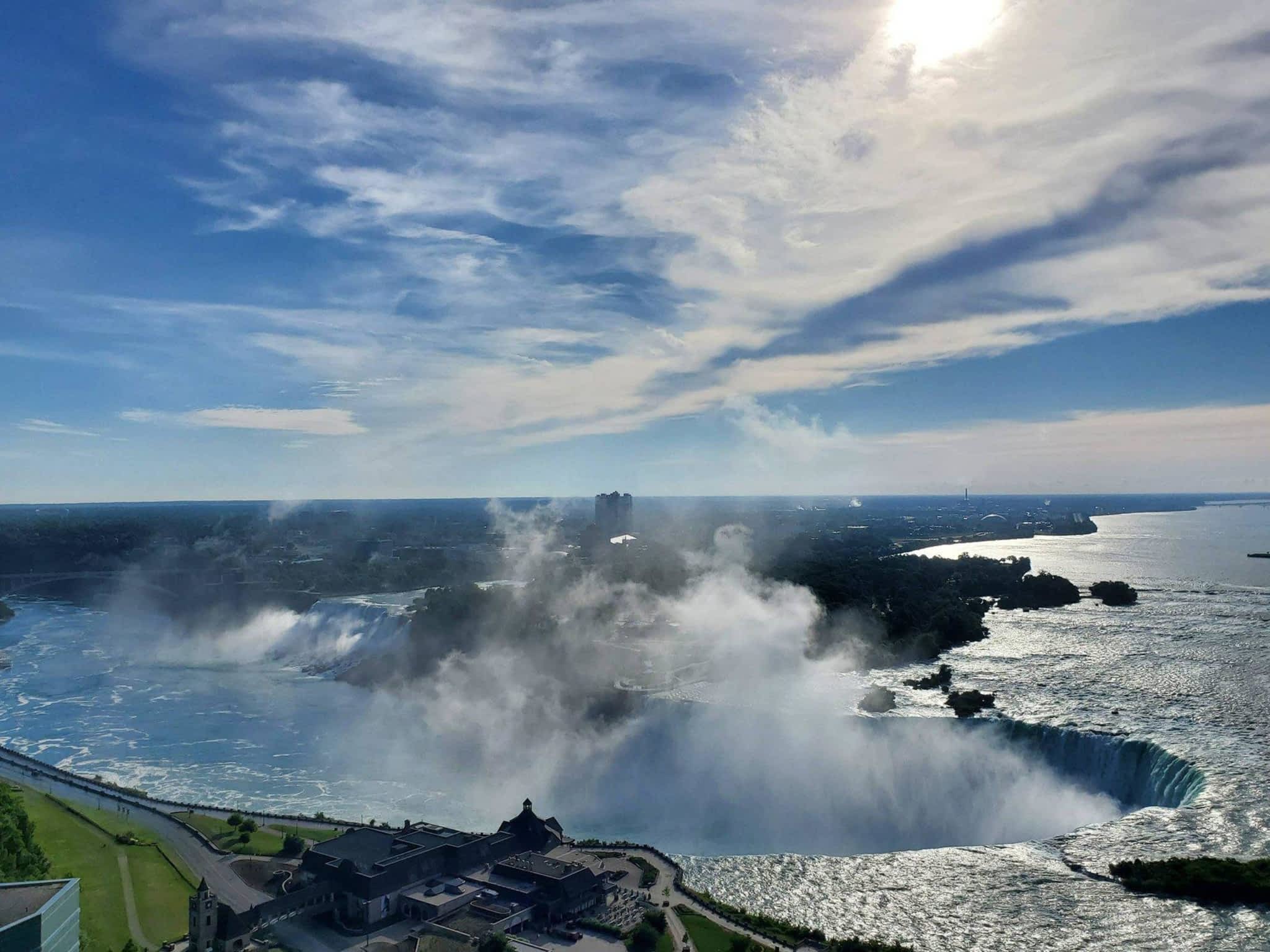photo Niagara Falls Marriott on the Falls