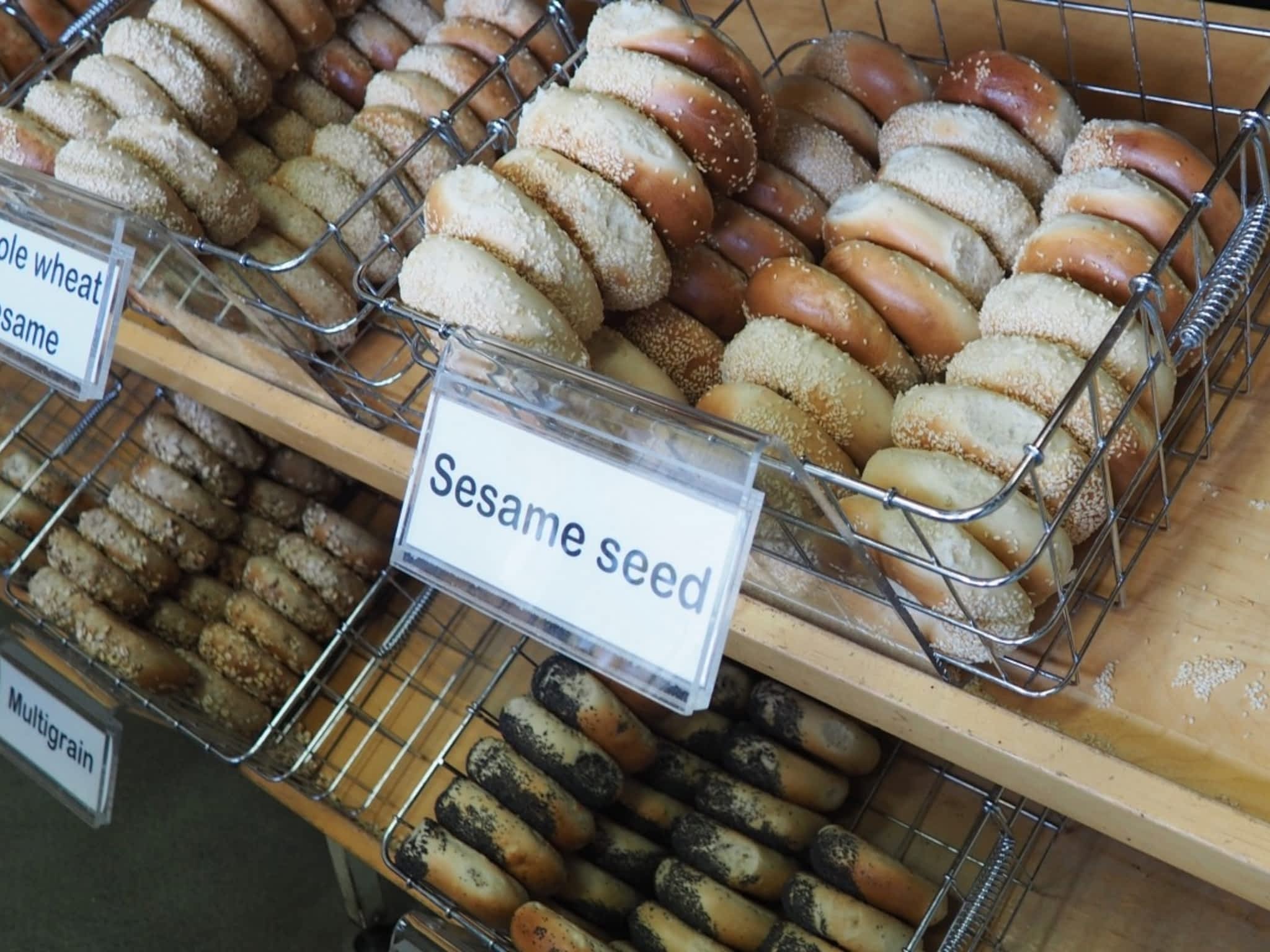 photo Mount Royal Bagel Factory