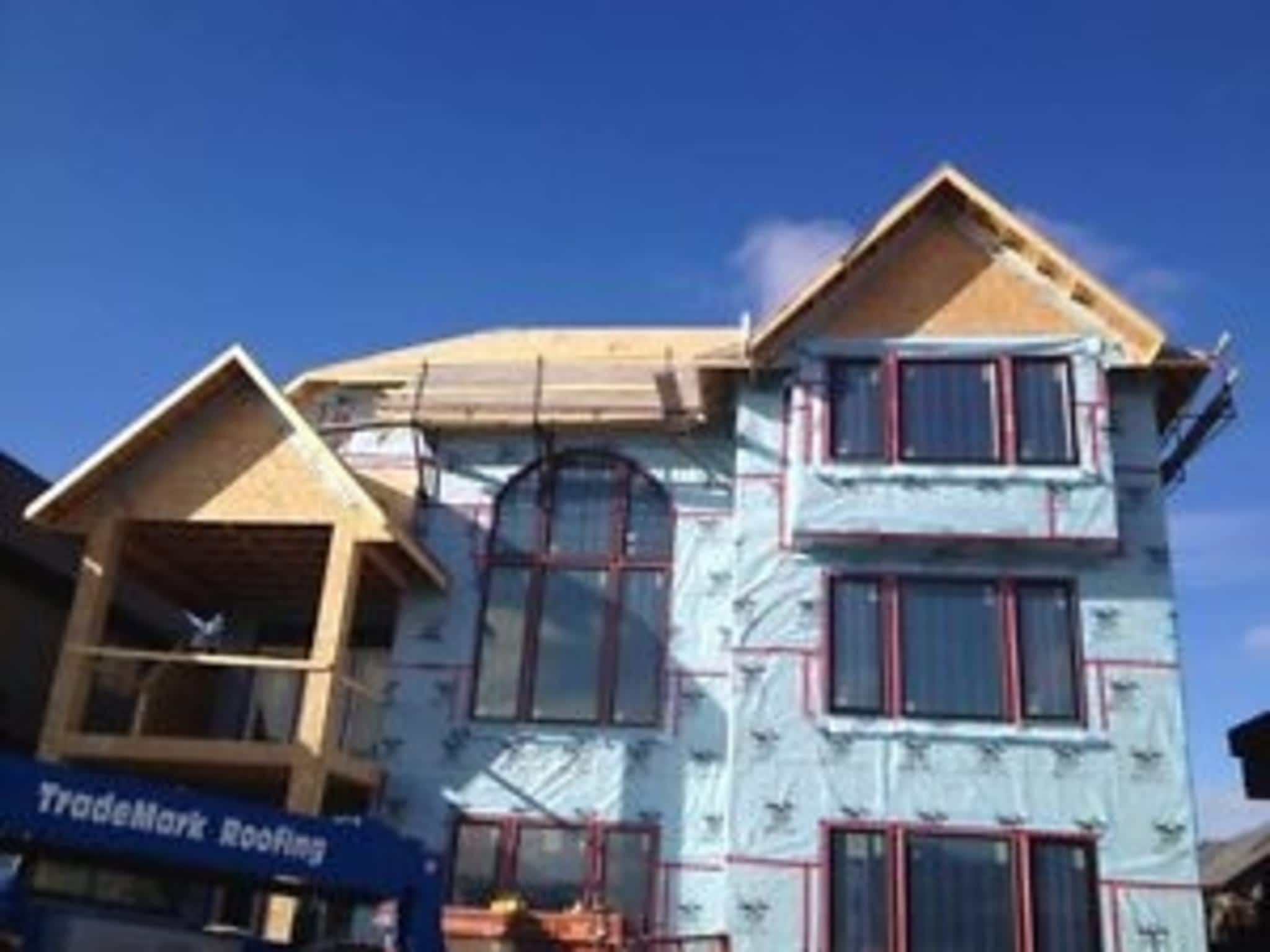 photo RJ's Exteriors