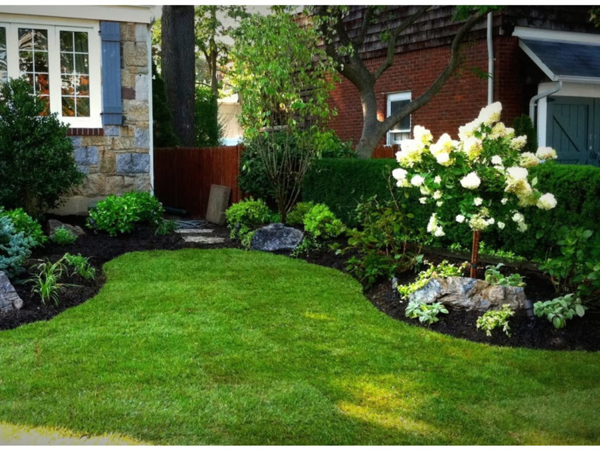 photo Midland Landscaping Ltd