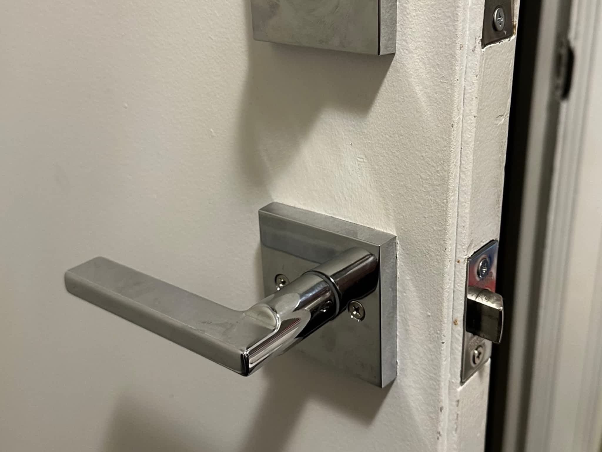 photo Locksmith and Garage Door Service