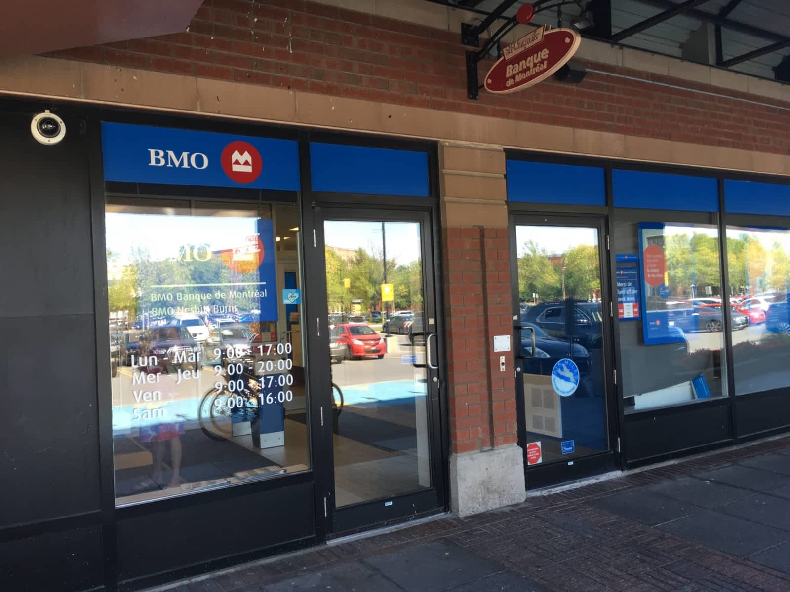 bmo downtown montreal opening hours