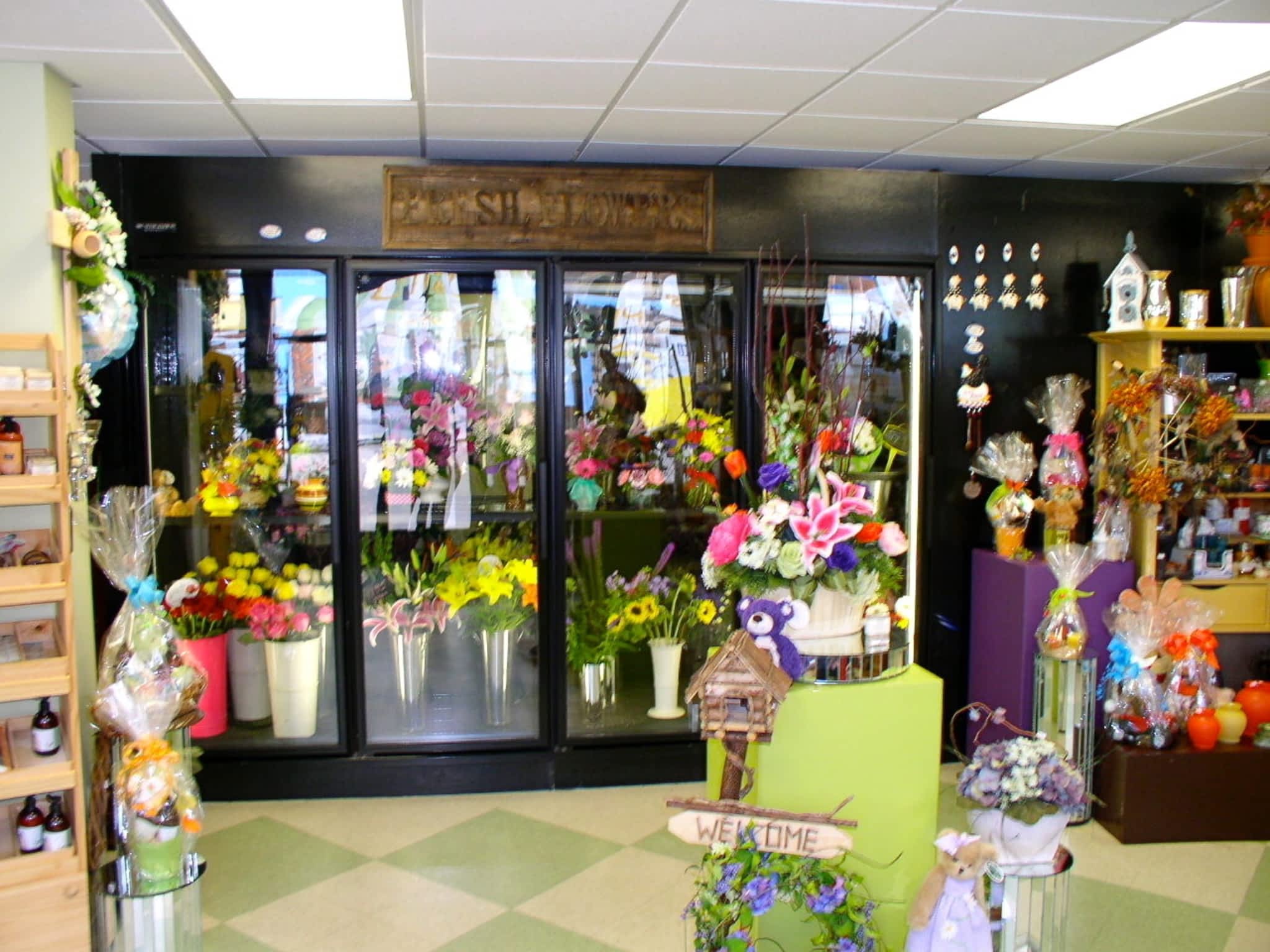 photo HiWay Florists