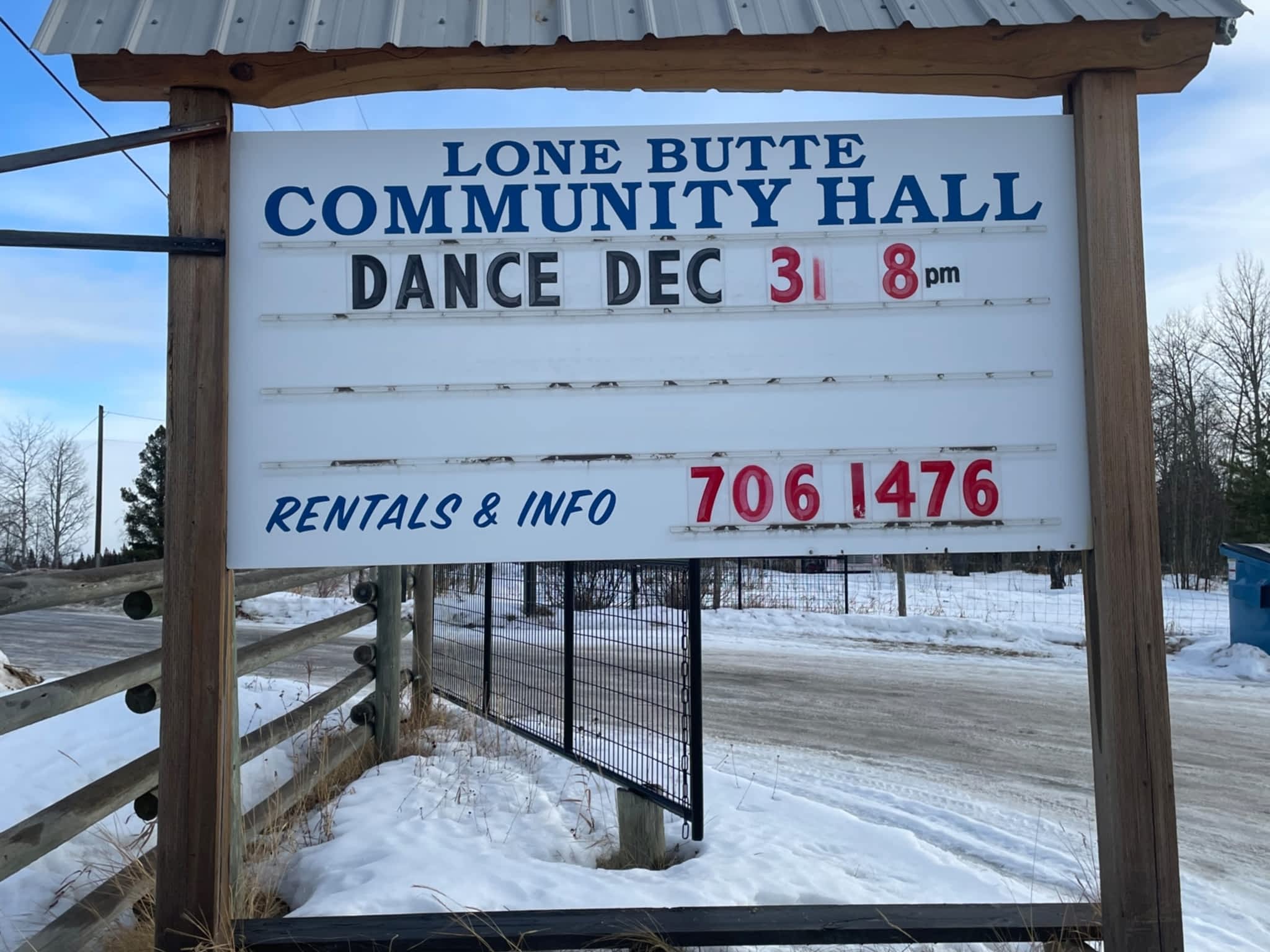 photo Lone Butte Community Hall