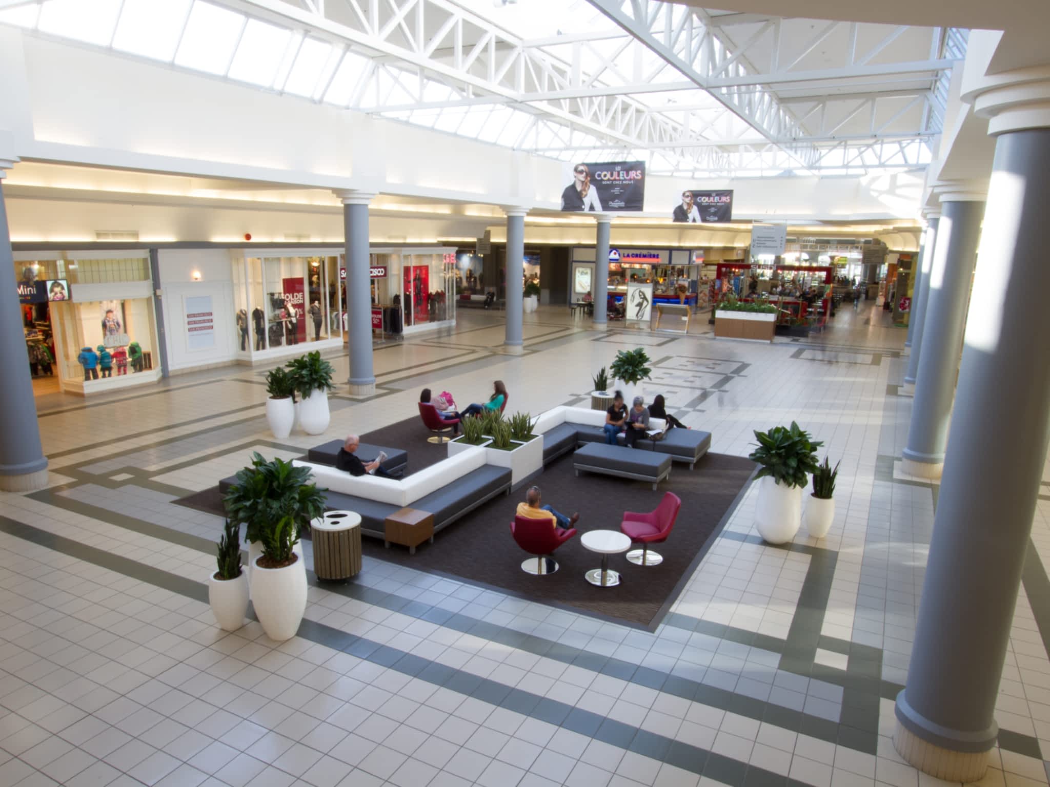 Promenades Drummondville Drummondville, QC 755, boul RenéLévesque