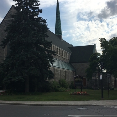 Mount Royal United Church - Churches & Other Places of Worship