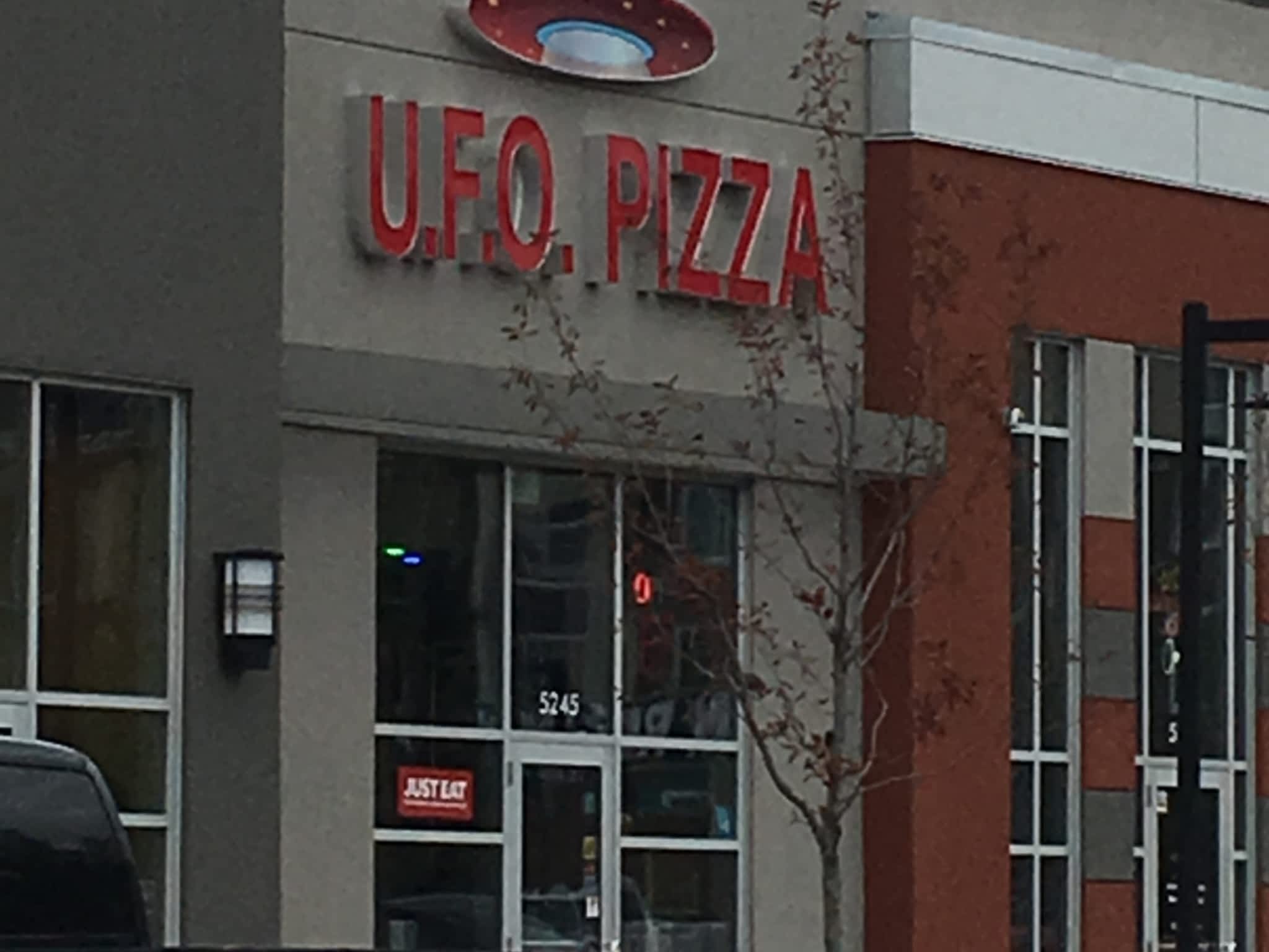 photo UFO Pizza & Donair