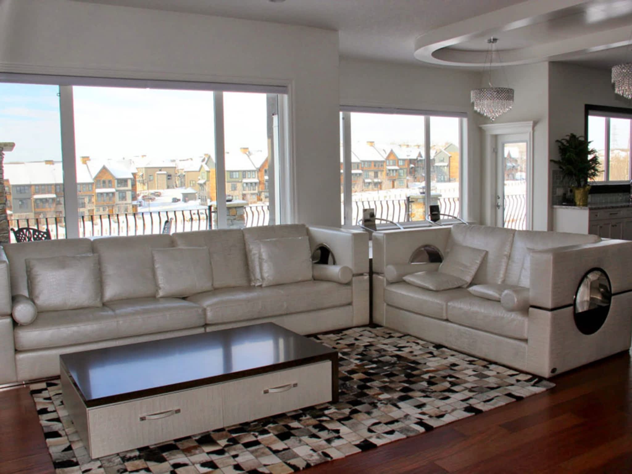 photo Devine Custom Homes