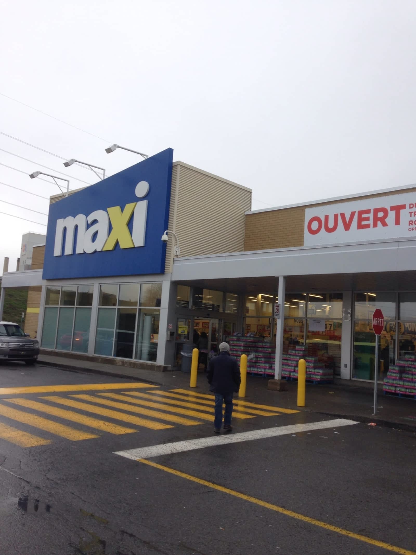 Maxi Opening Hours 3000 rue Wellington, Verdun, QC
