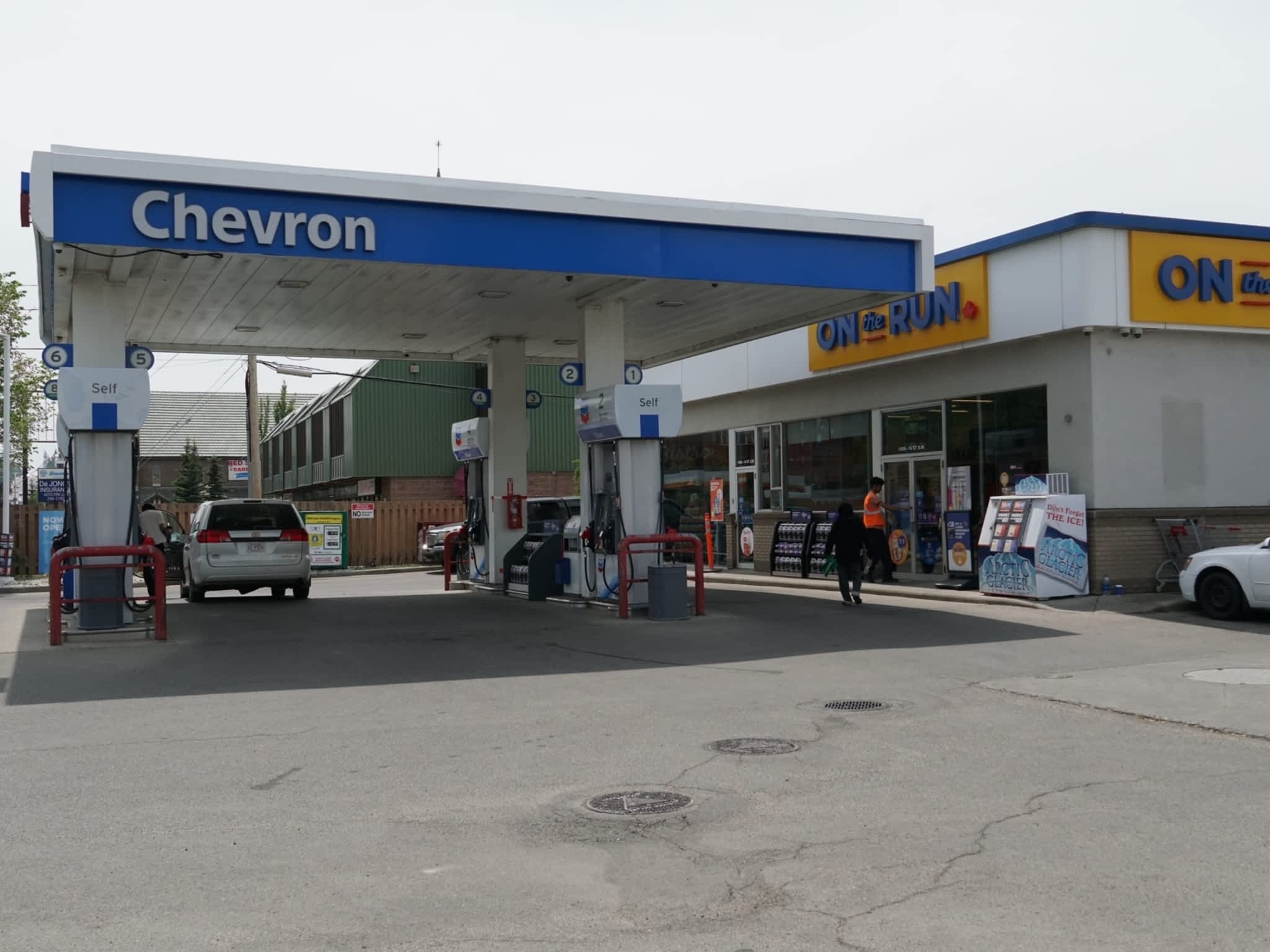 photo Chevron - Gas Station