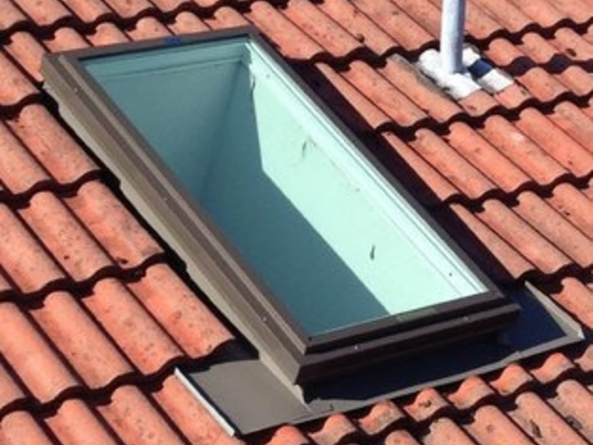 photo D & R Skylights Inc