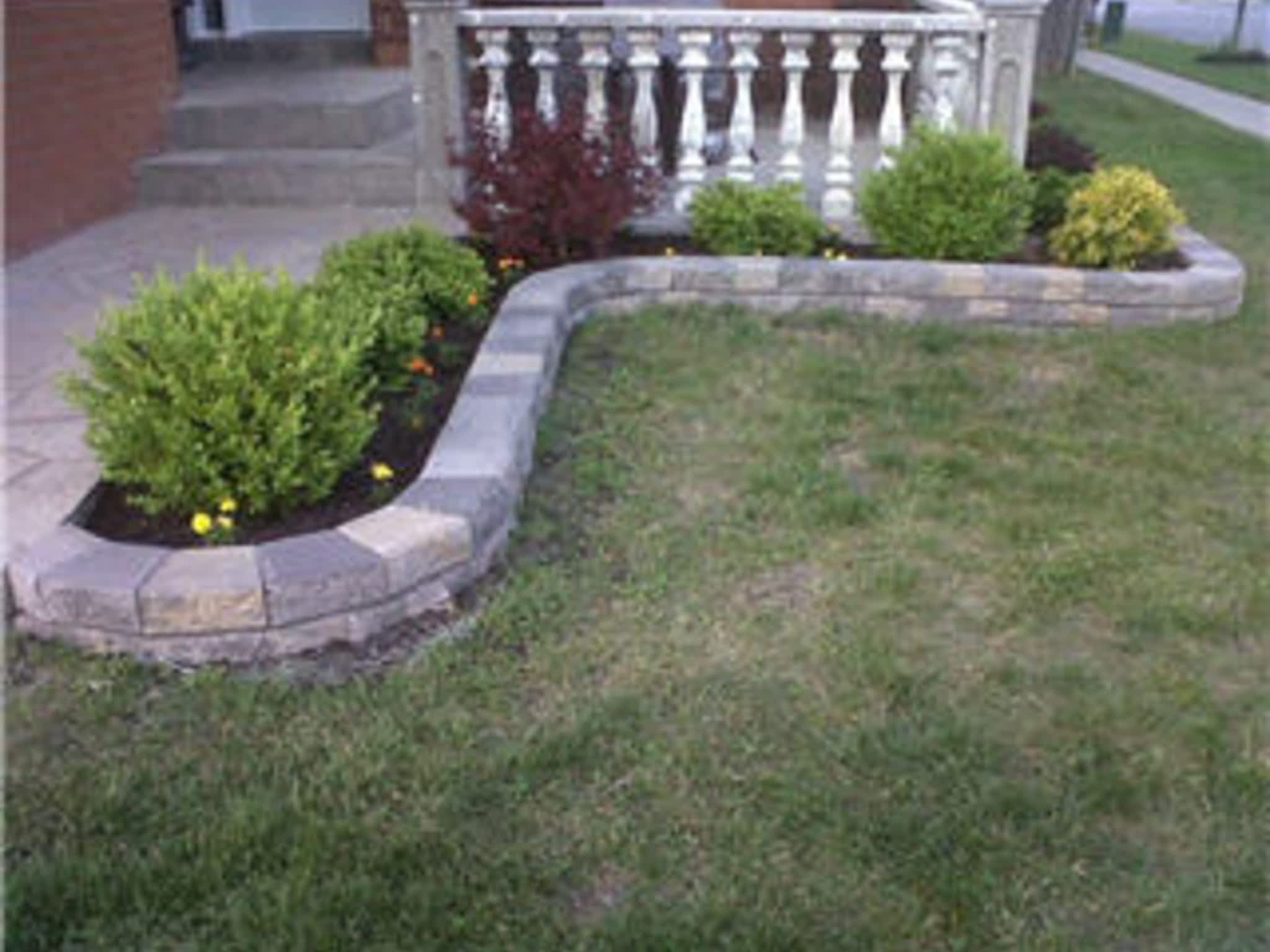 photo Wally's Landscaping