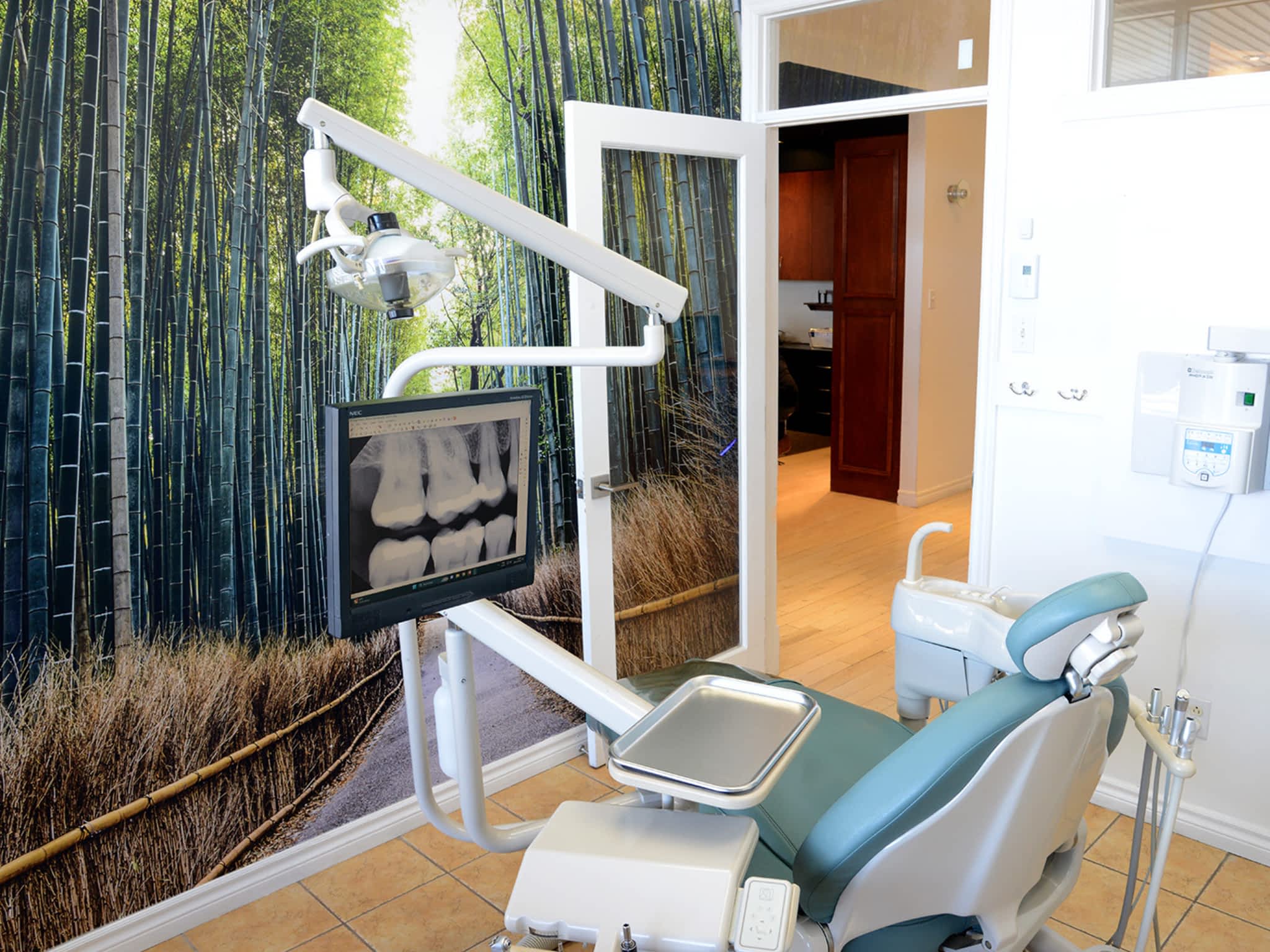 photo Centre Dentaire Marie-Josée Stewart - Dentiste Repentigny