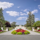 Victoria Memorial Gardens - Monuments & Tombstones