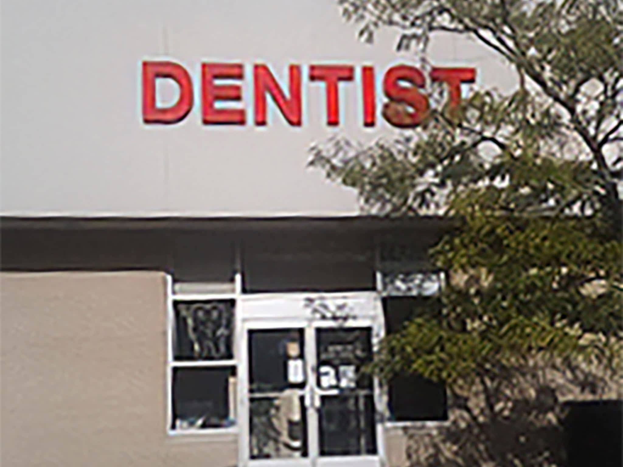 photo Brampton Corners Dental Care