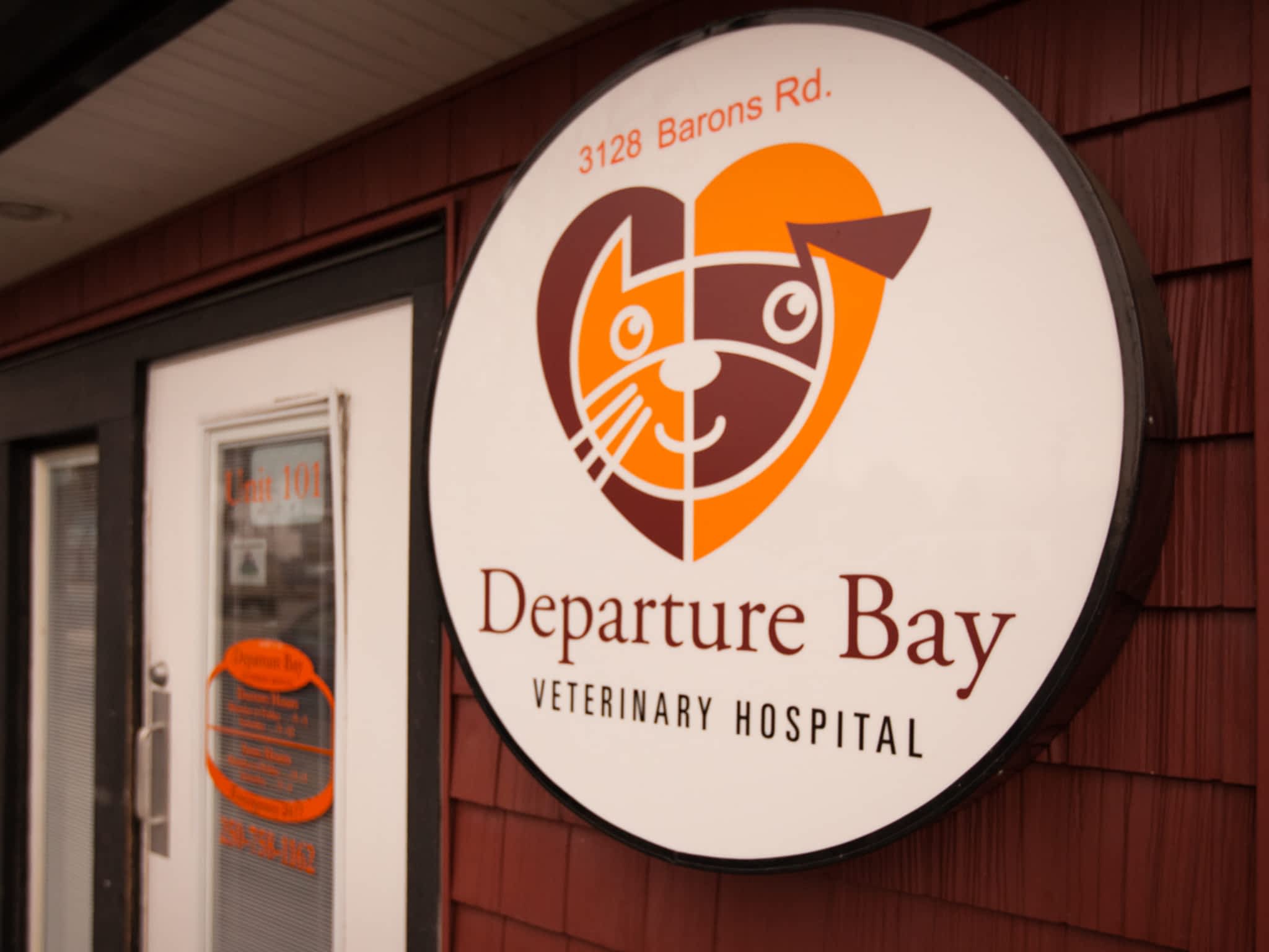photo Departure Bay Veterinary Hospital