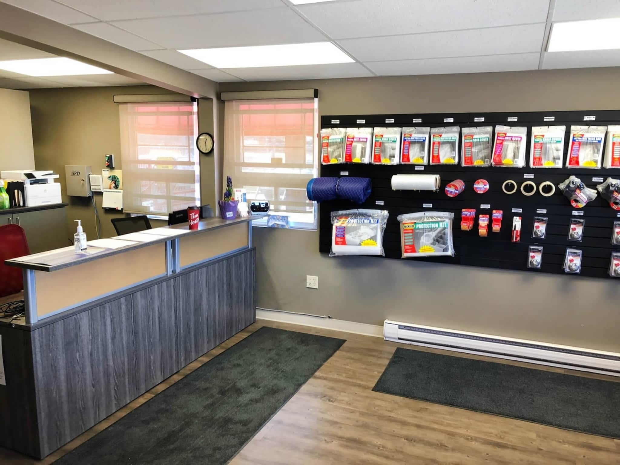 photo Access Storage - Kitchener Alpine