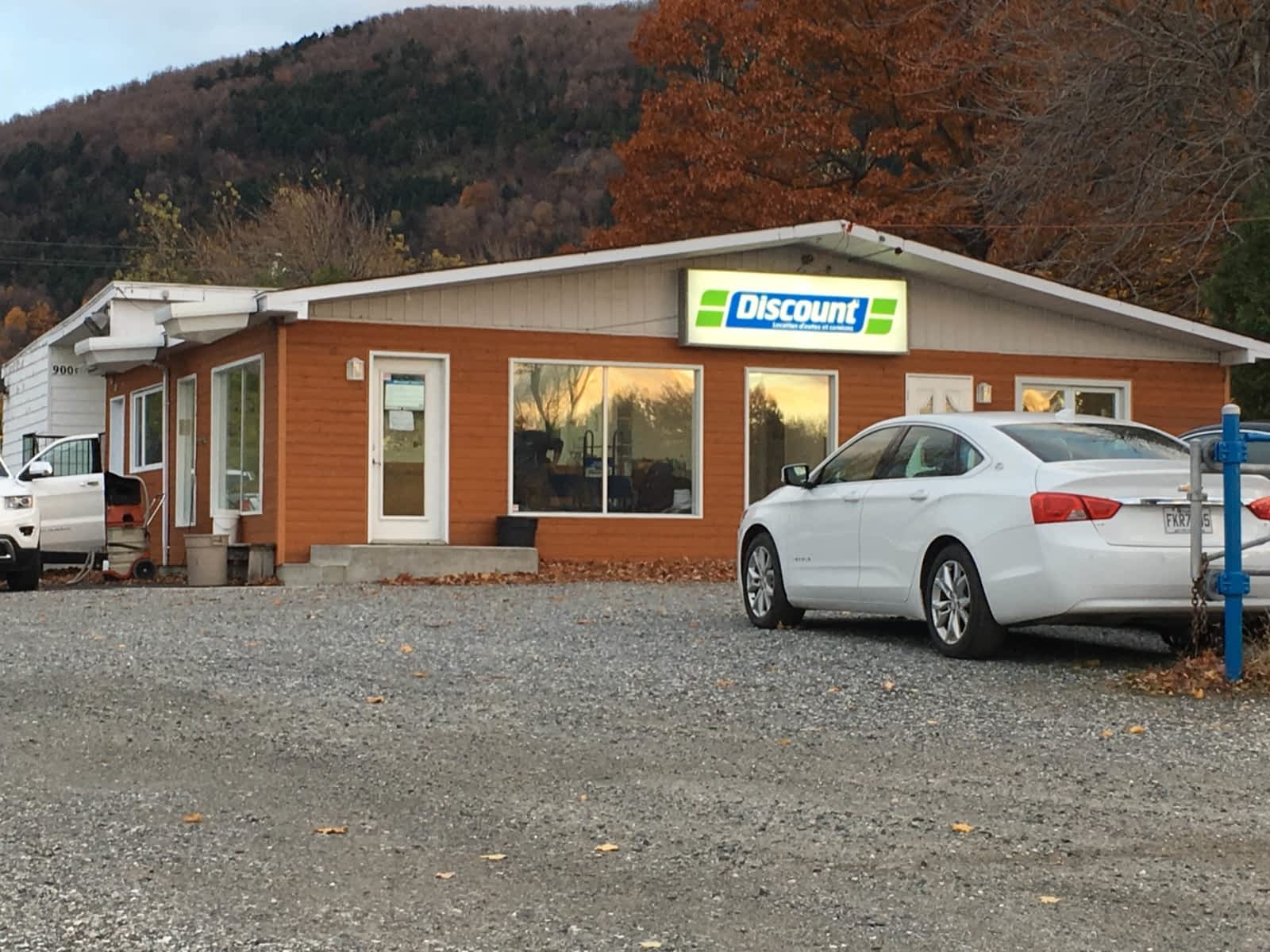 Discount Car and Truck Rentals Opening Hours 900 boul SirWilfrid