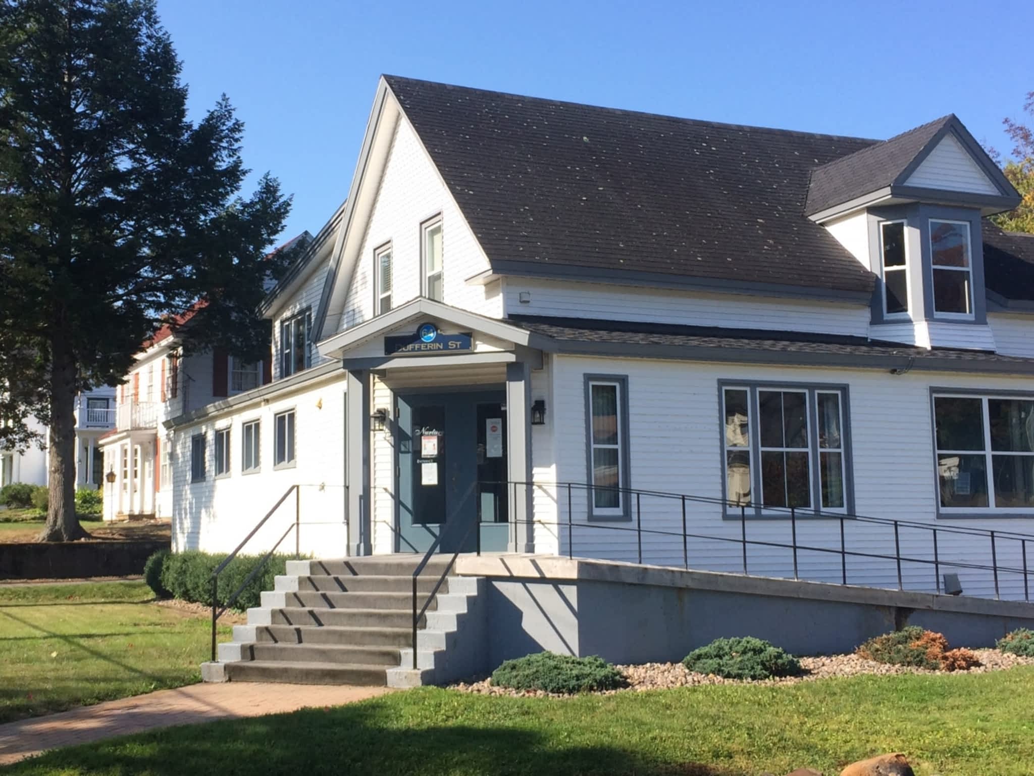 photo Associate Chiropractic Centre