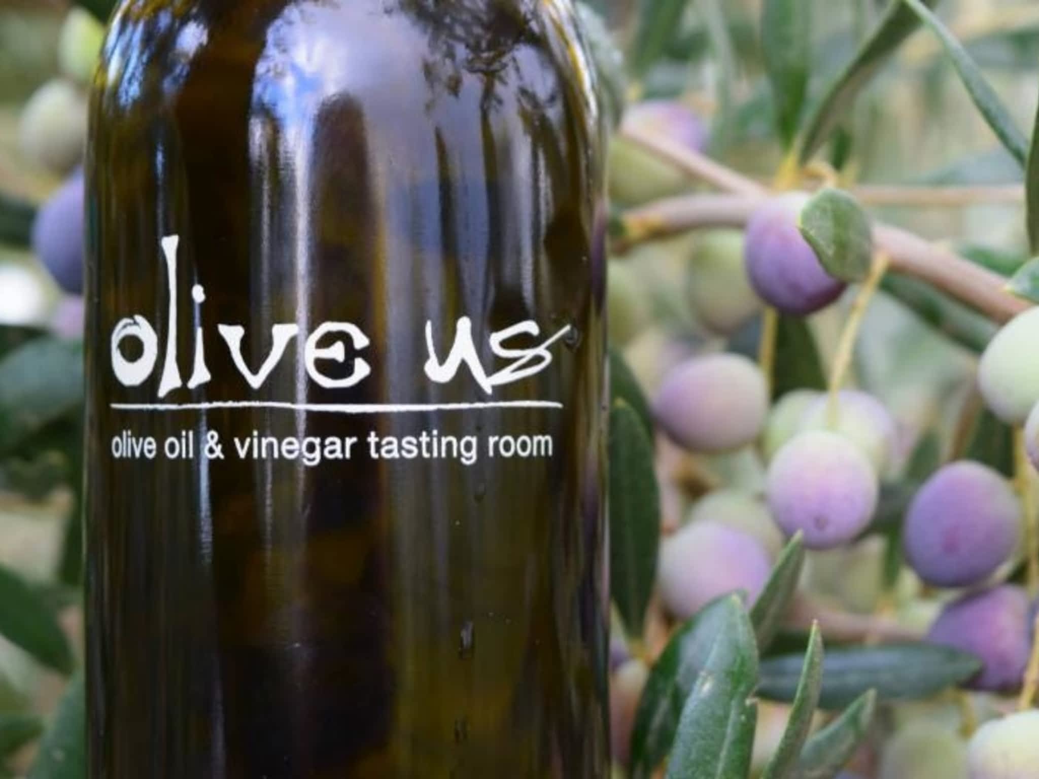 photo Olive Us Oil & Vinegar Tasting Room