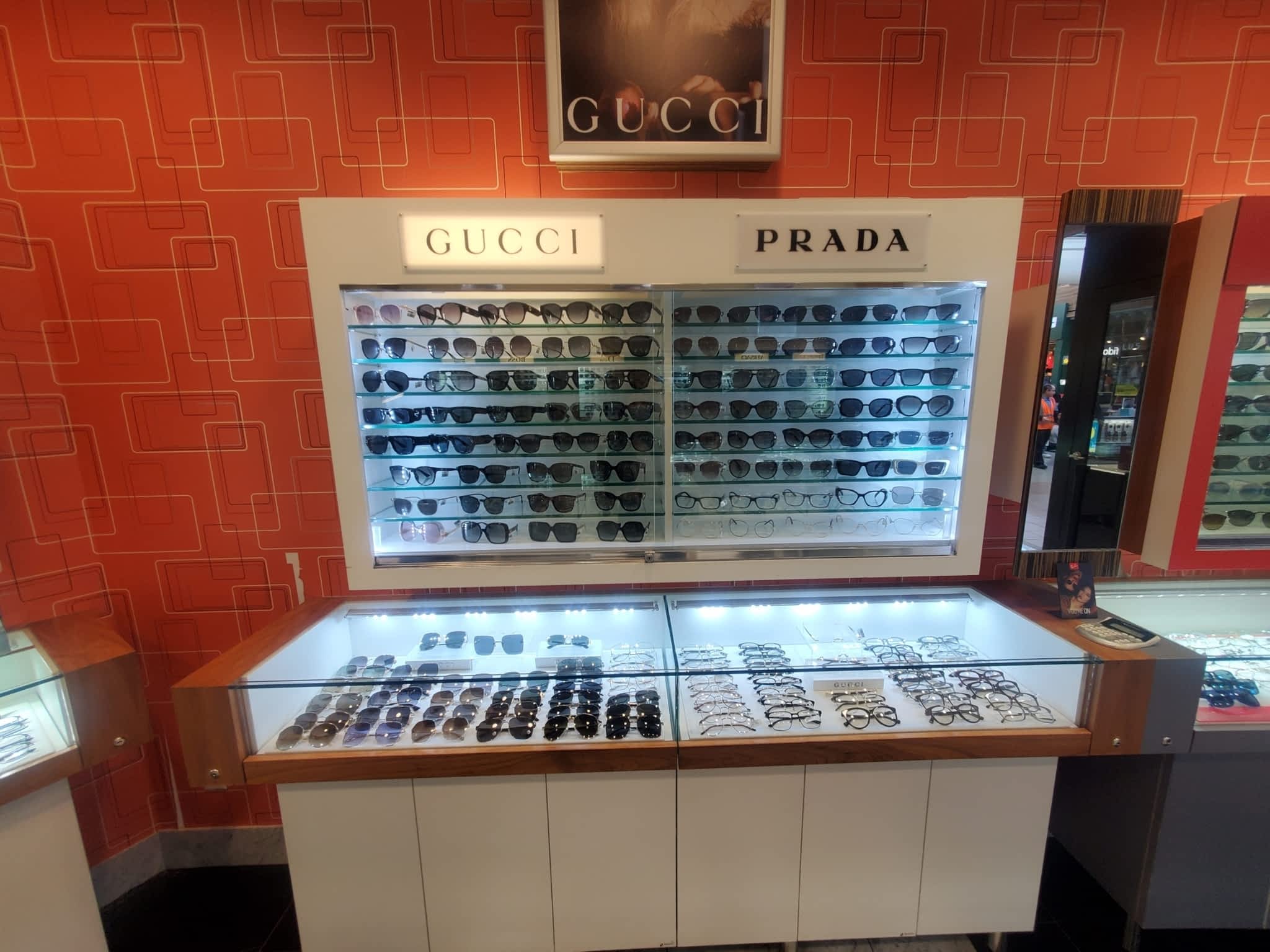 photo Luxury Eyewear - Burnaby - Metrotown