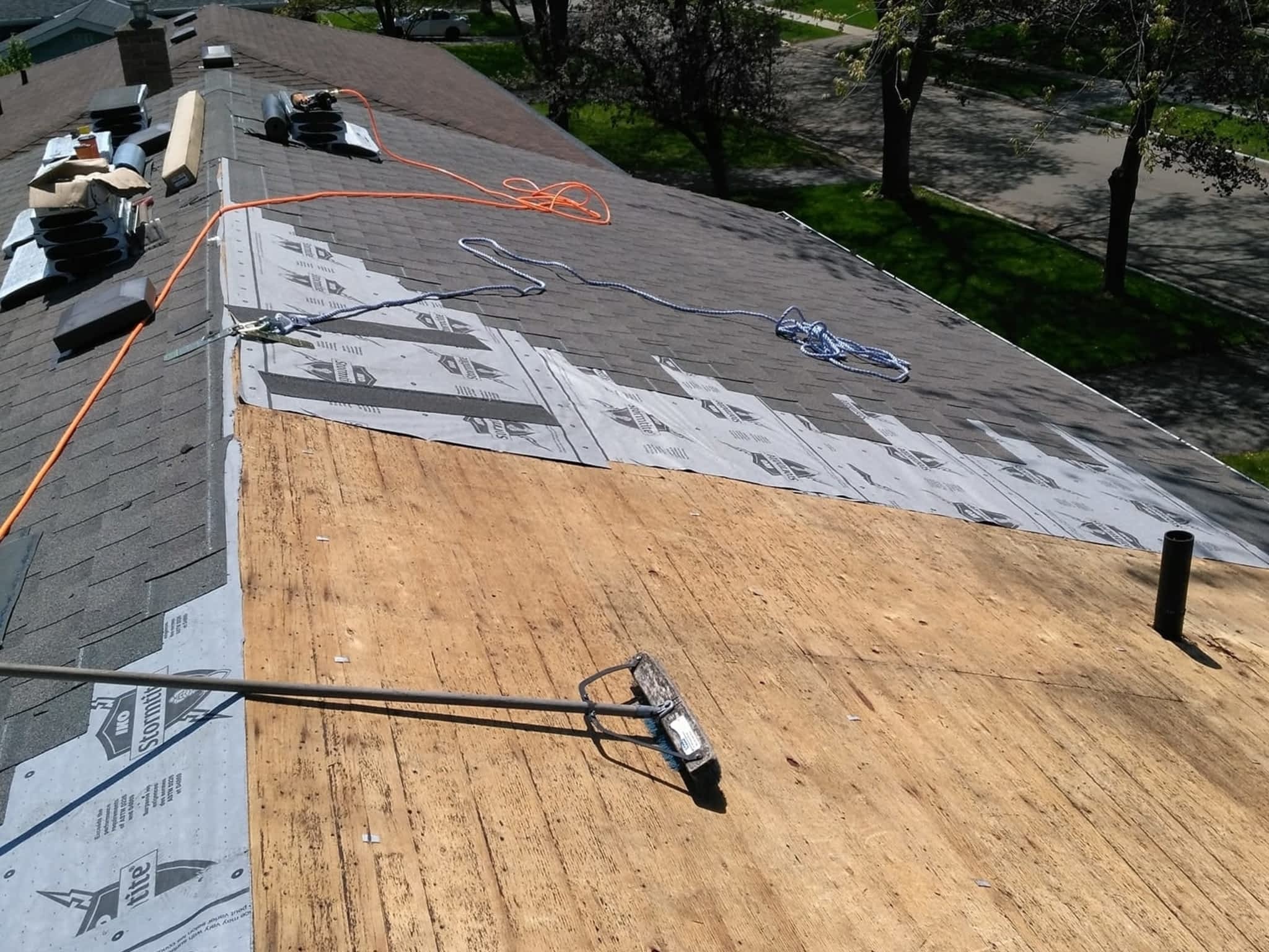 photo Accolade Roofing