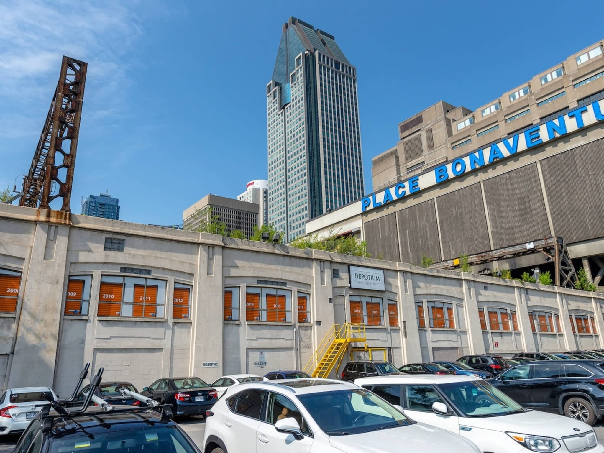 Depotium Mini Entrepôt Montréal (SaintAntoine) Montréal, QC 888 Rue SaintAntoine O