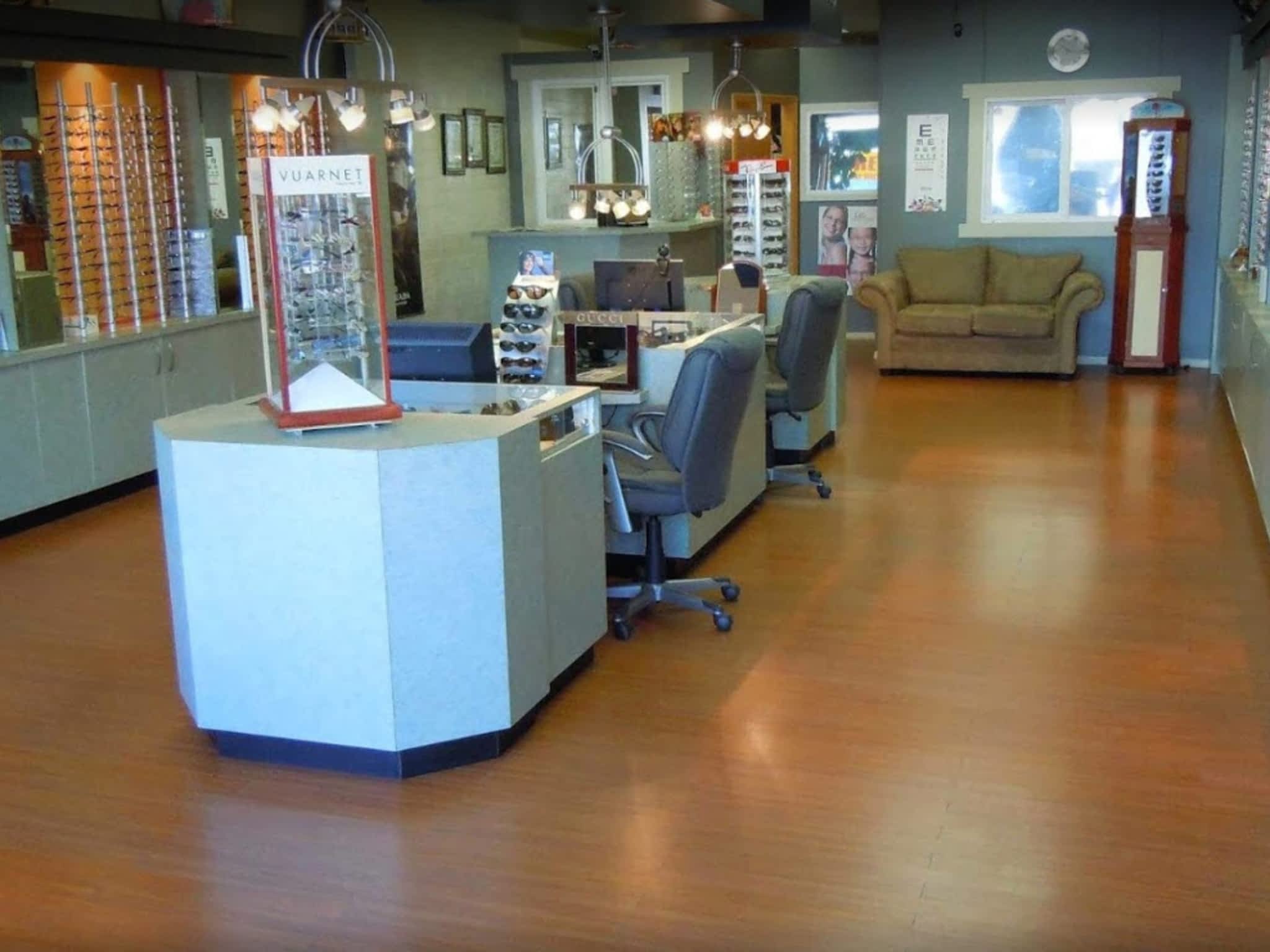 photo Eagle Vision Optical