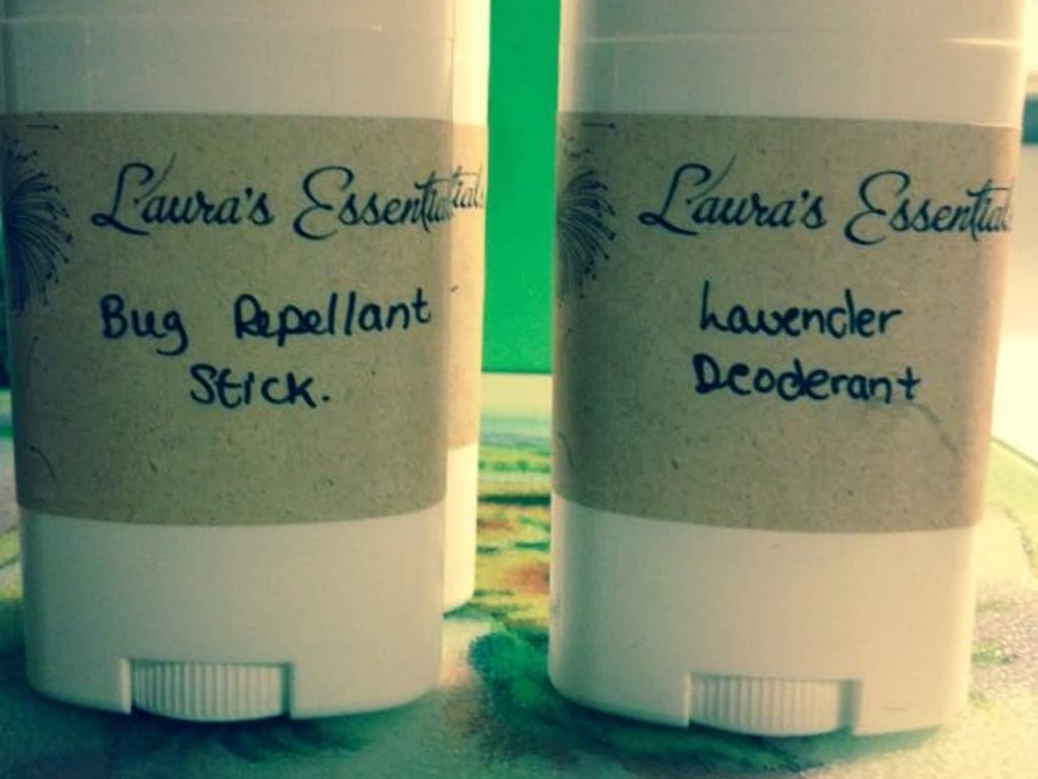 photo Laura's Essentials