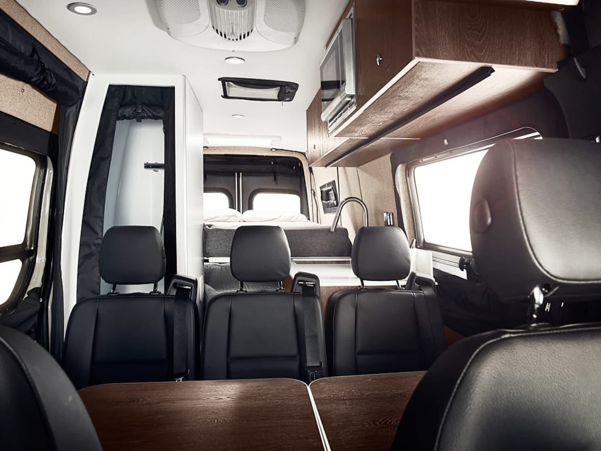 photo Proxima Vans Inc