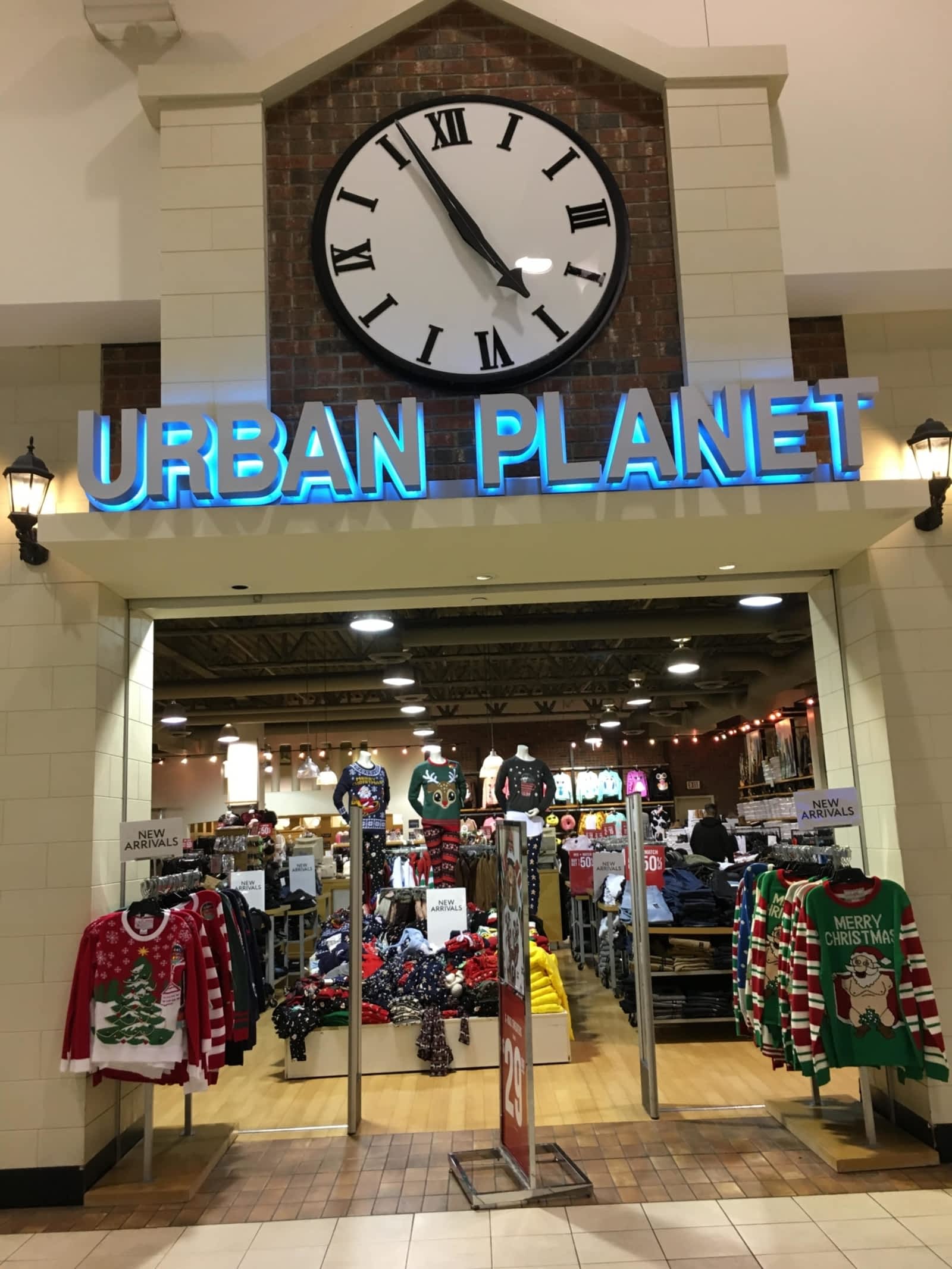 Urban Planet Storefront 1 