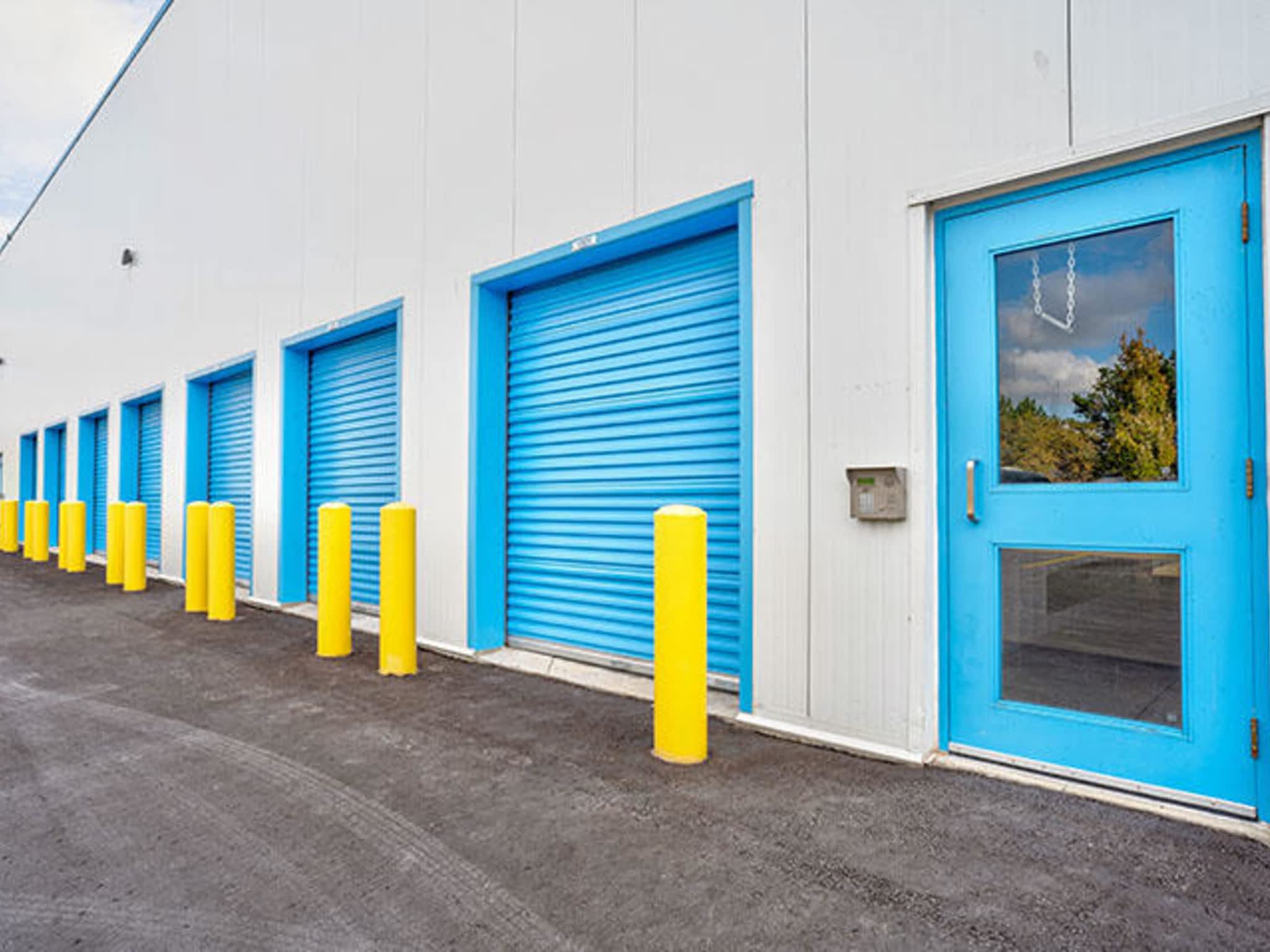 photo SmartStop Self Storage