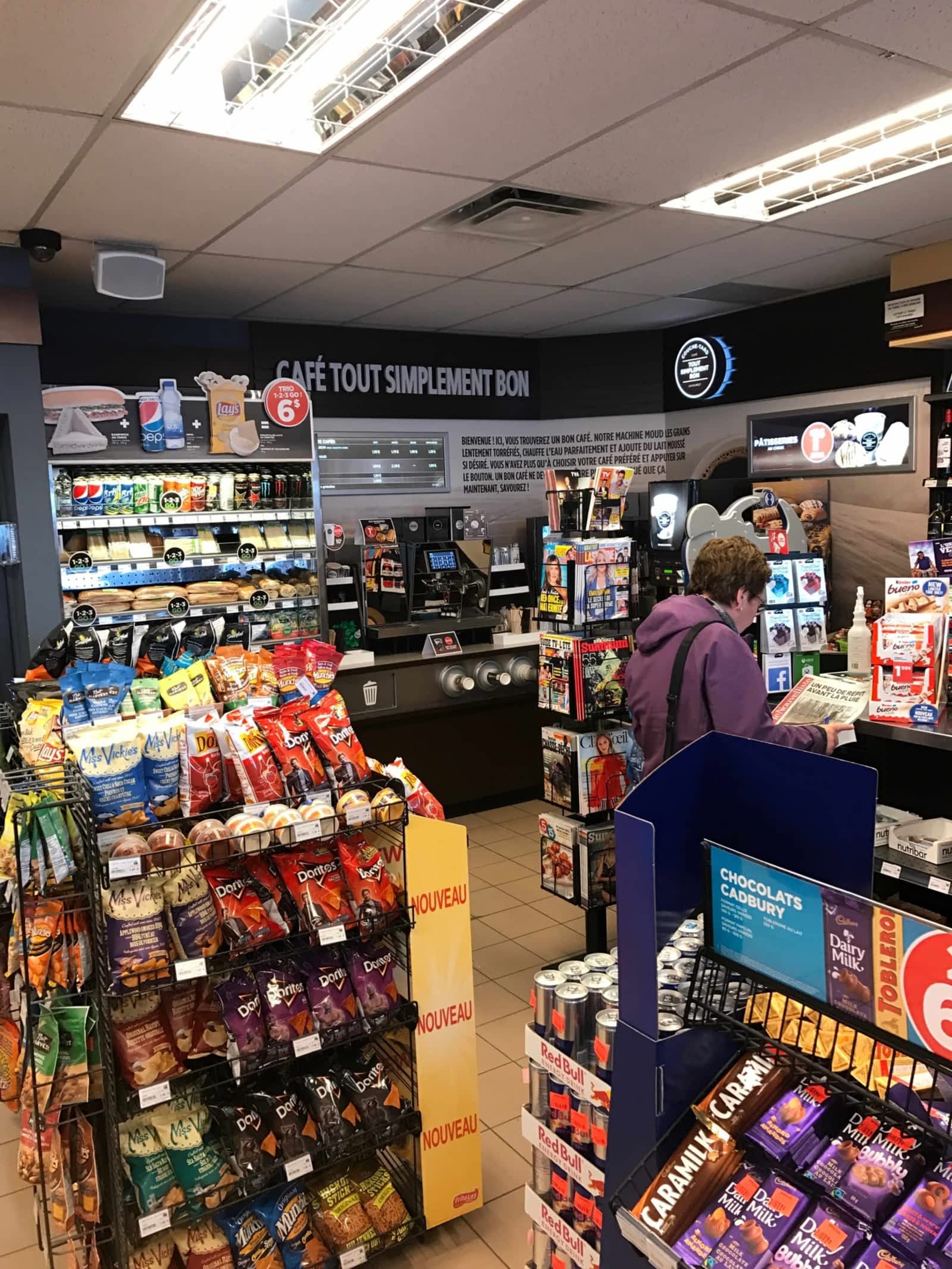 CoucheTard Horaire d'ouverture 1030, av GillesVilleneuve