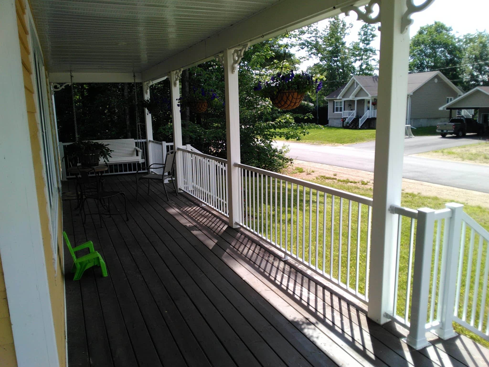 photo Ottawa Valley Aluminium Railing & Decks Co