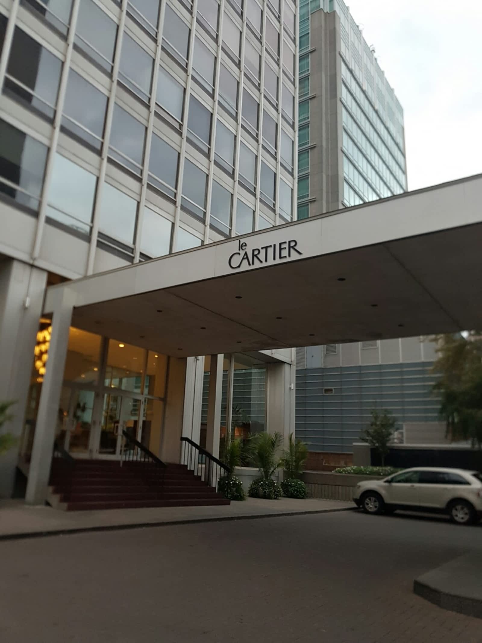 the cartier apartments montreal
