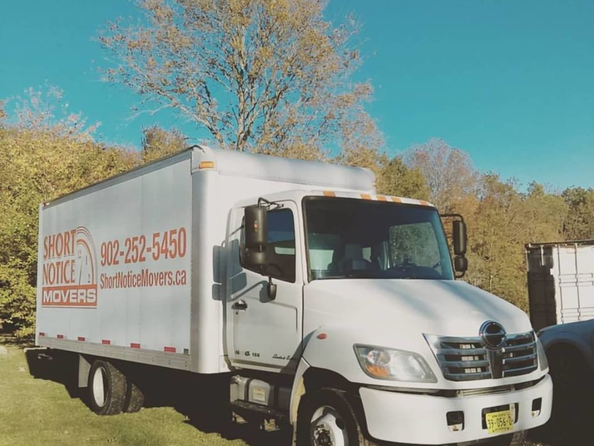photo Eastern Moving Solutions