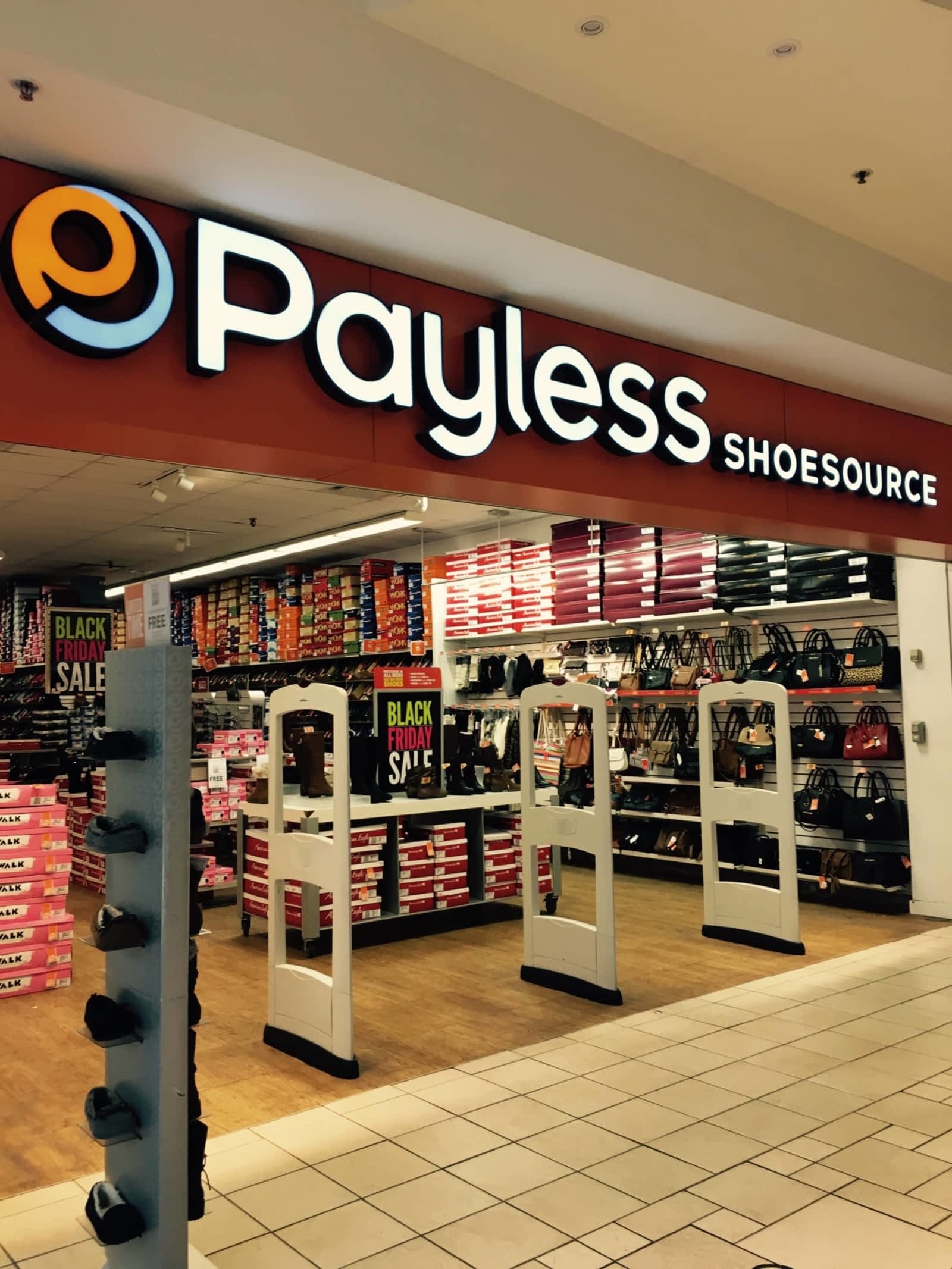 Payless ShoeSource - 1156-3800 Memorial Drive NE, Calgary, AB