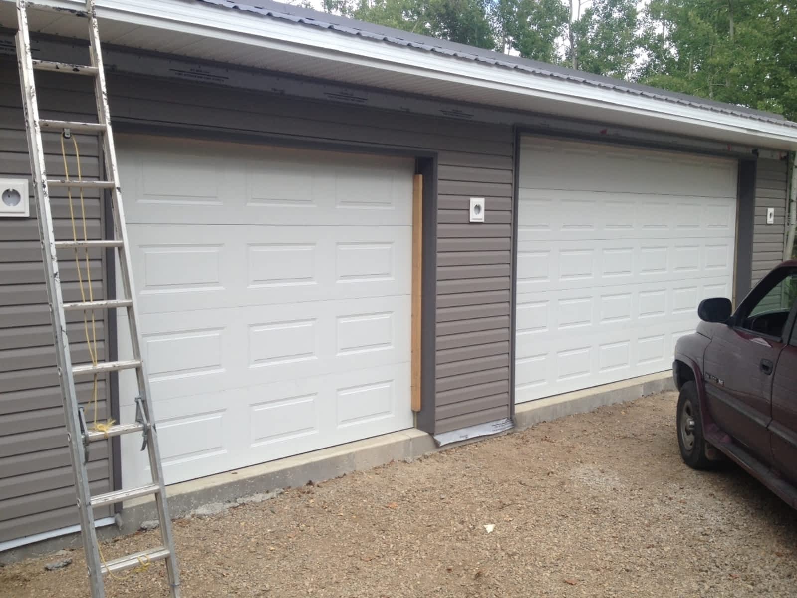 96 Sample Garage door repair edmonton bbb for Small Space