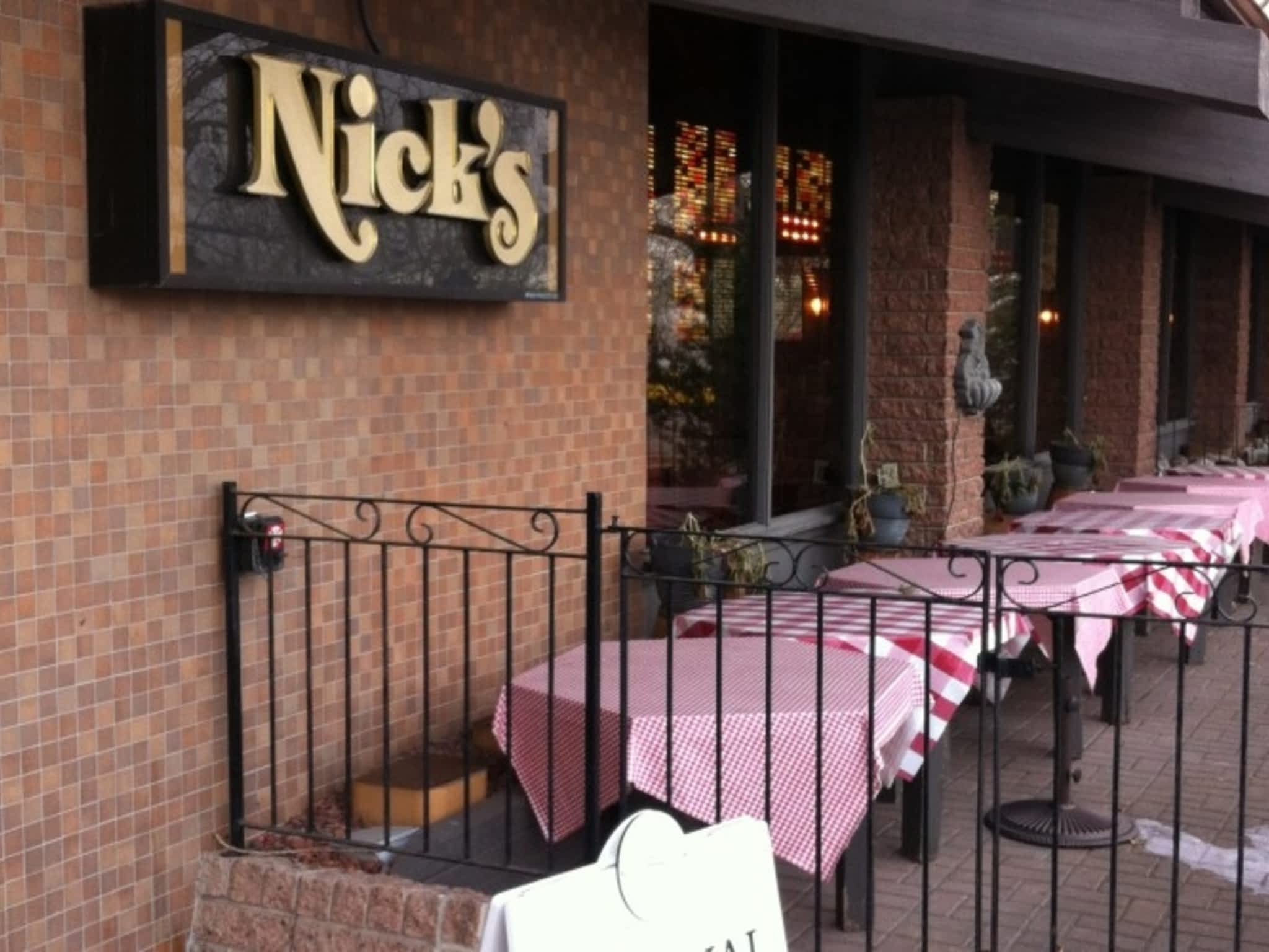 photo Nick's Steakhouse & Pizza
