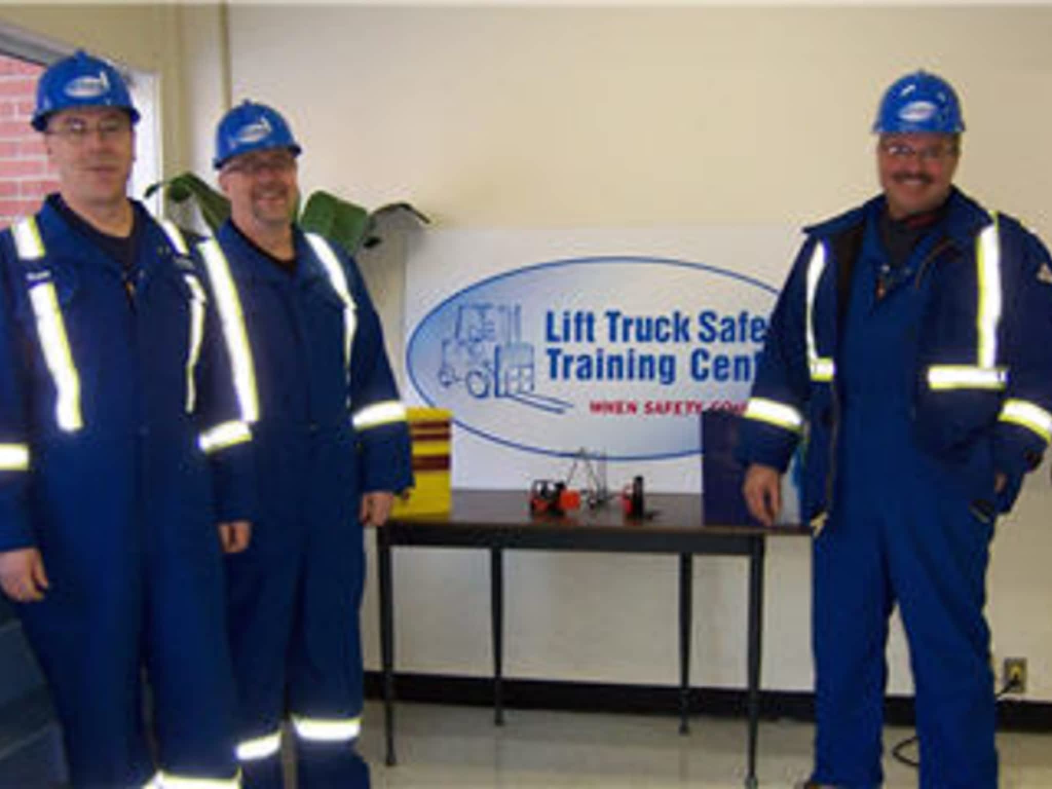 photo Lift Truck Safety Training Centre Inc
