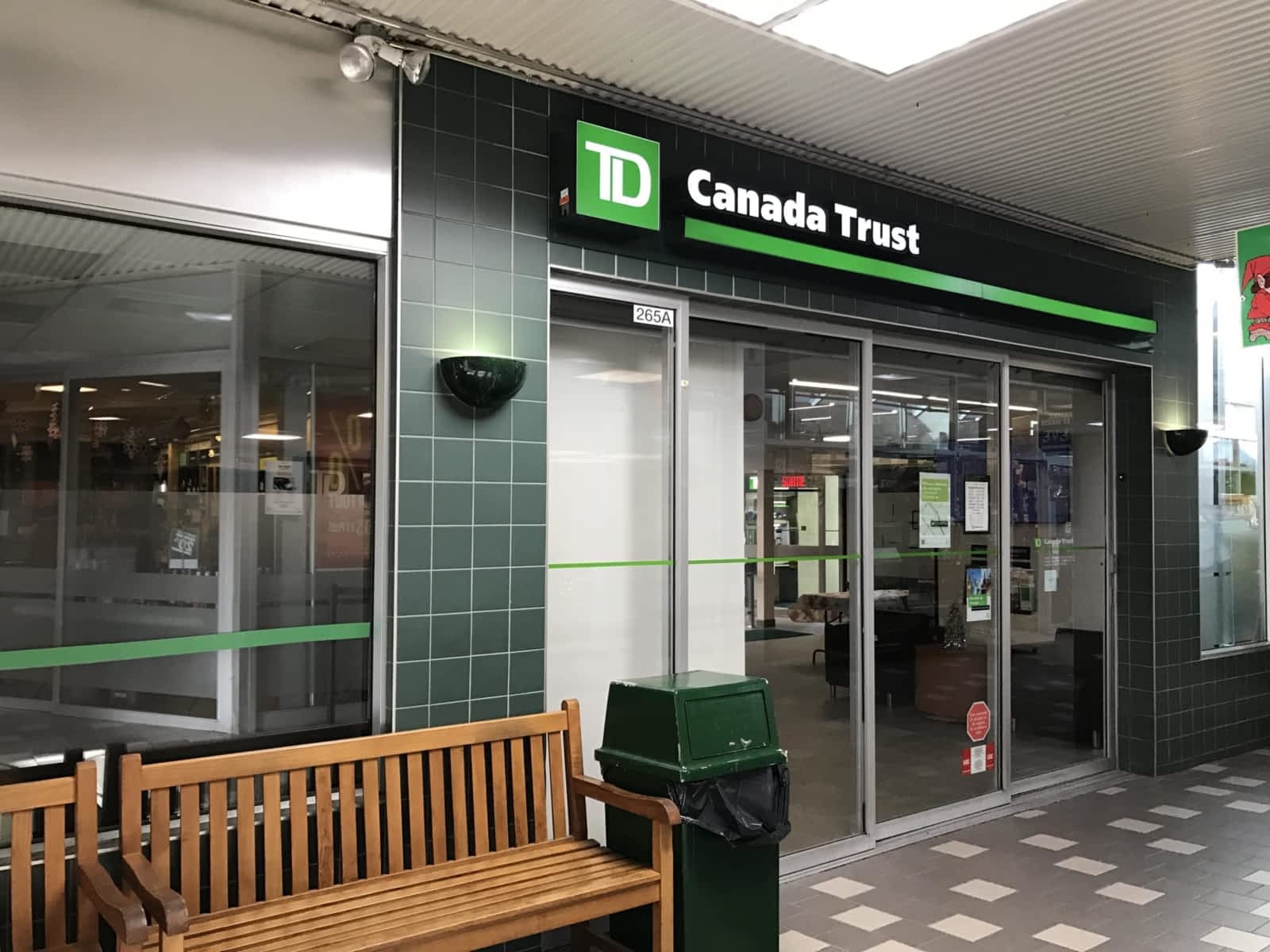 TD Canada Trust - Opening Hours - 265A Boul St-Jean, Pointe-Claire, QC
