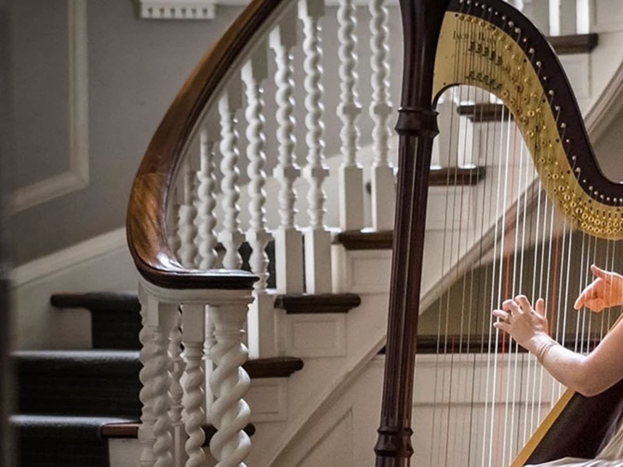 photo Chantal Dubé - The Wedding Harpist