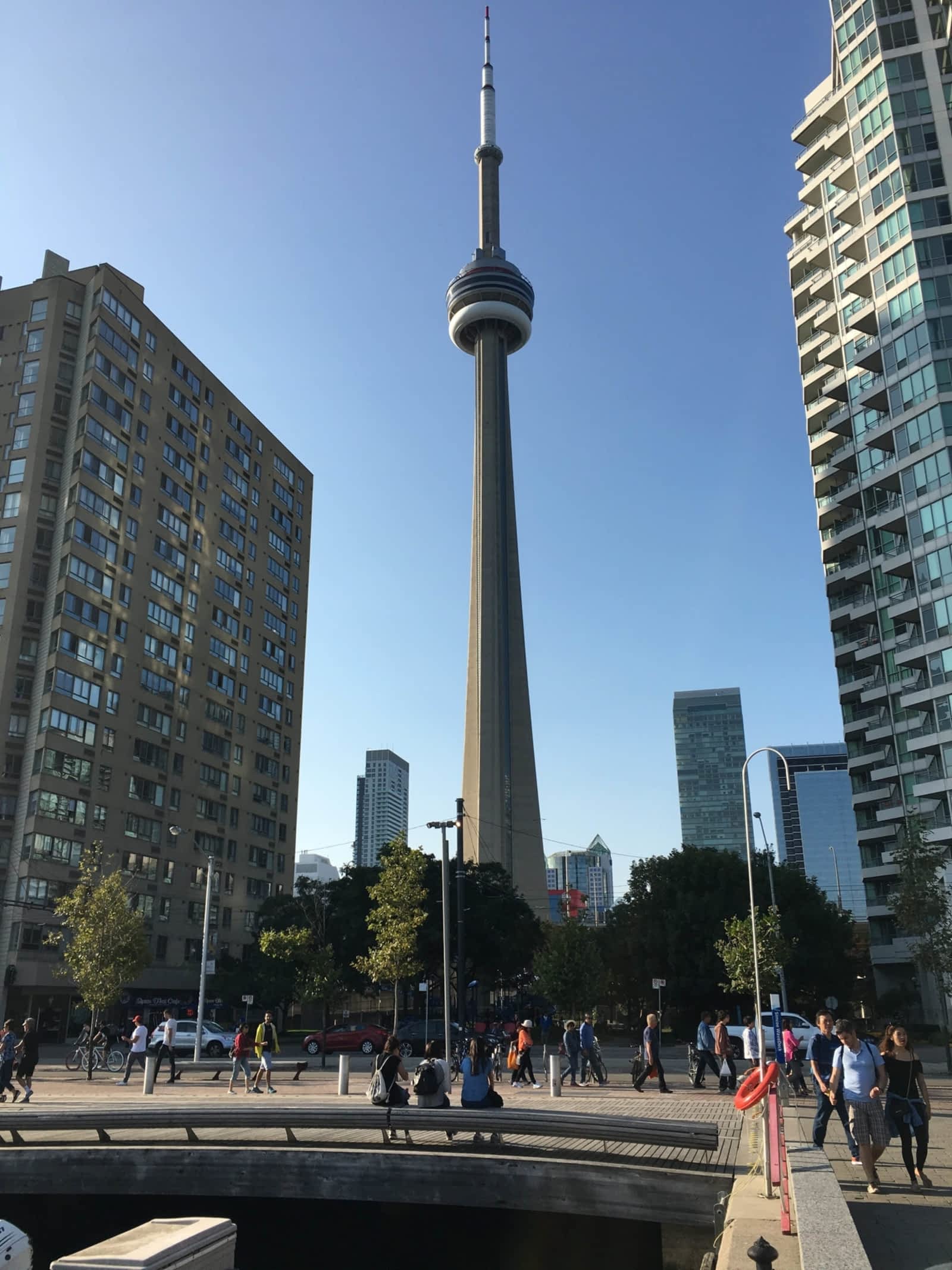 cn tower pictures